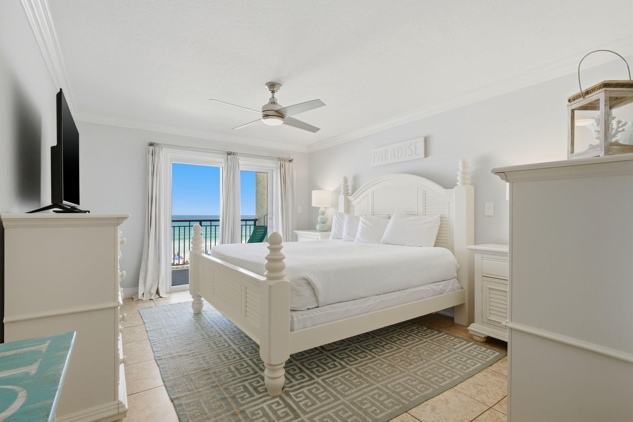 ISLAND ECHO CONDO - Residential