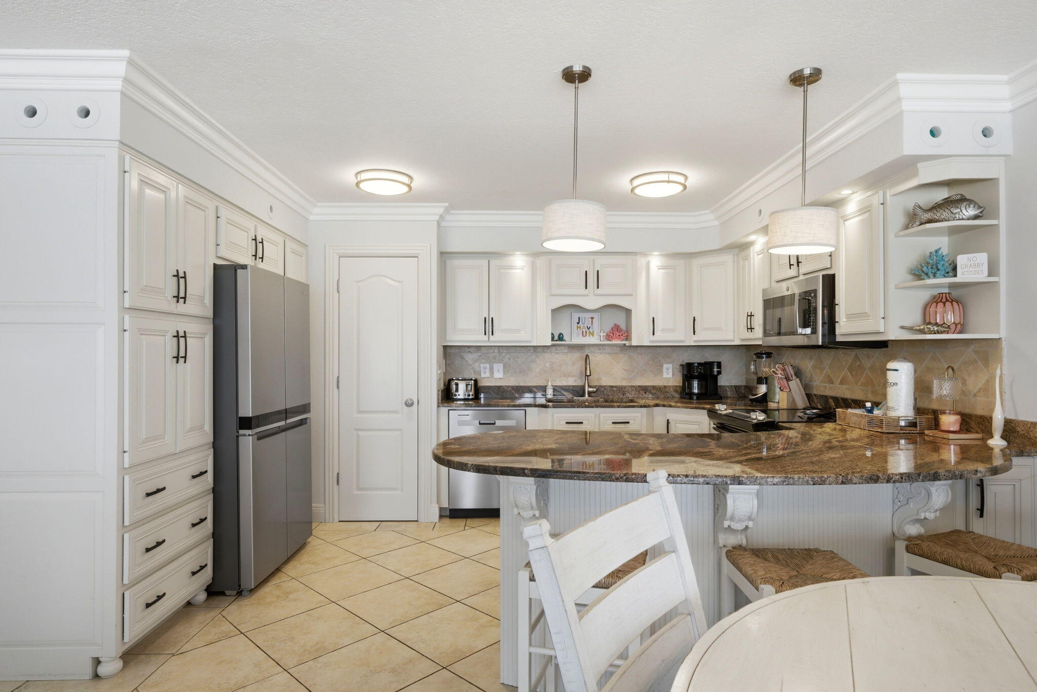 ISLAND ECHO CONDO - Residential