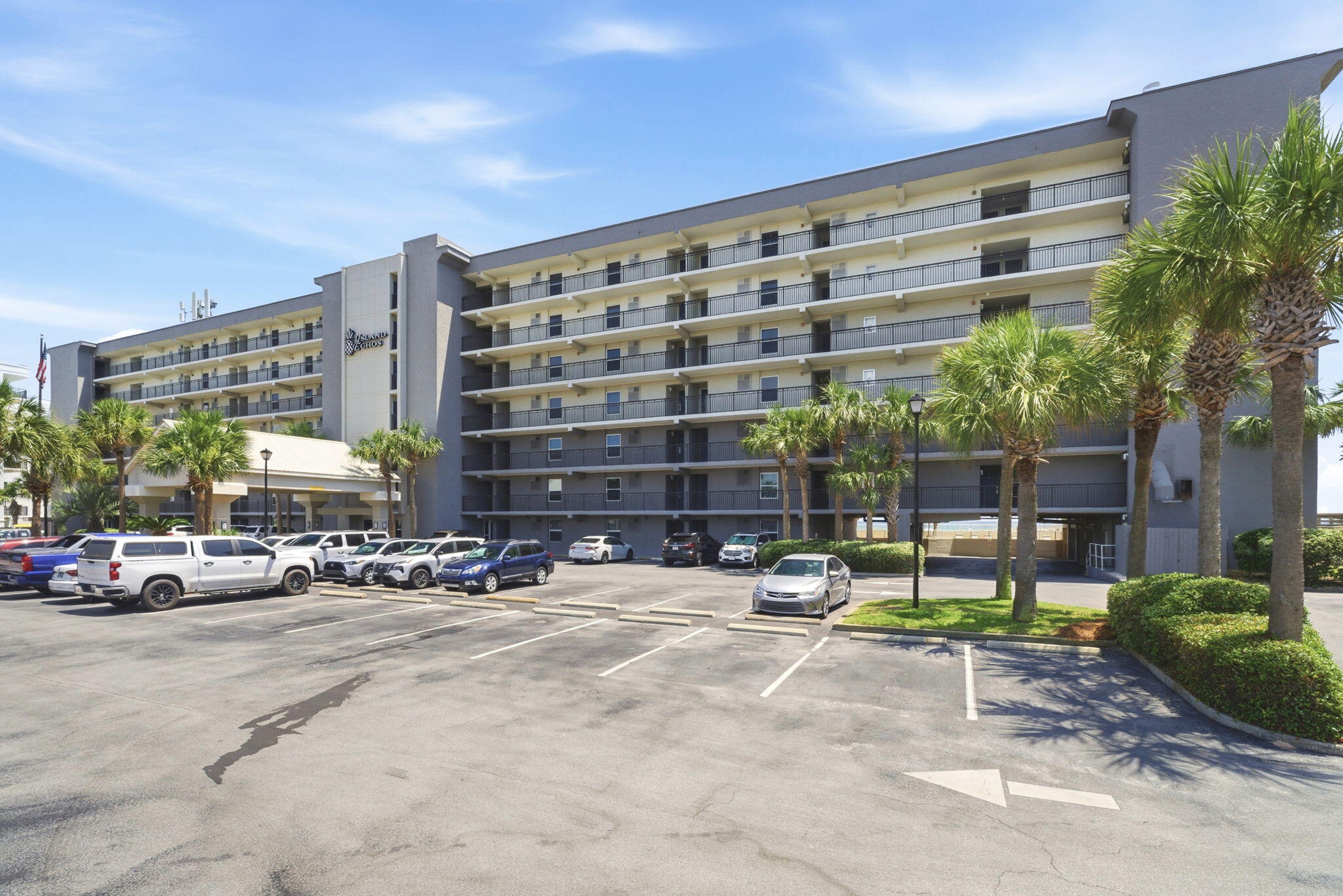 ISLAND ECHO CONDO - Residential