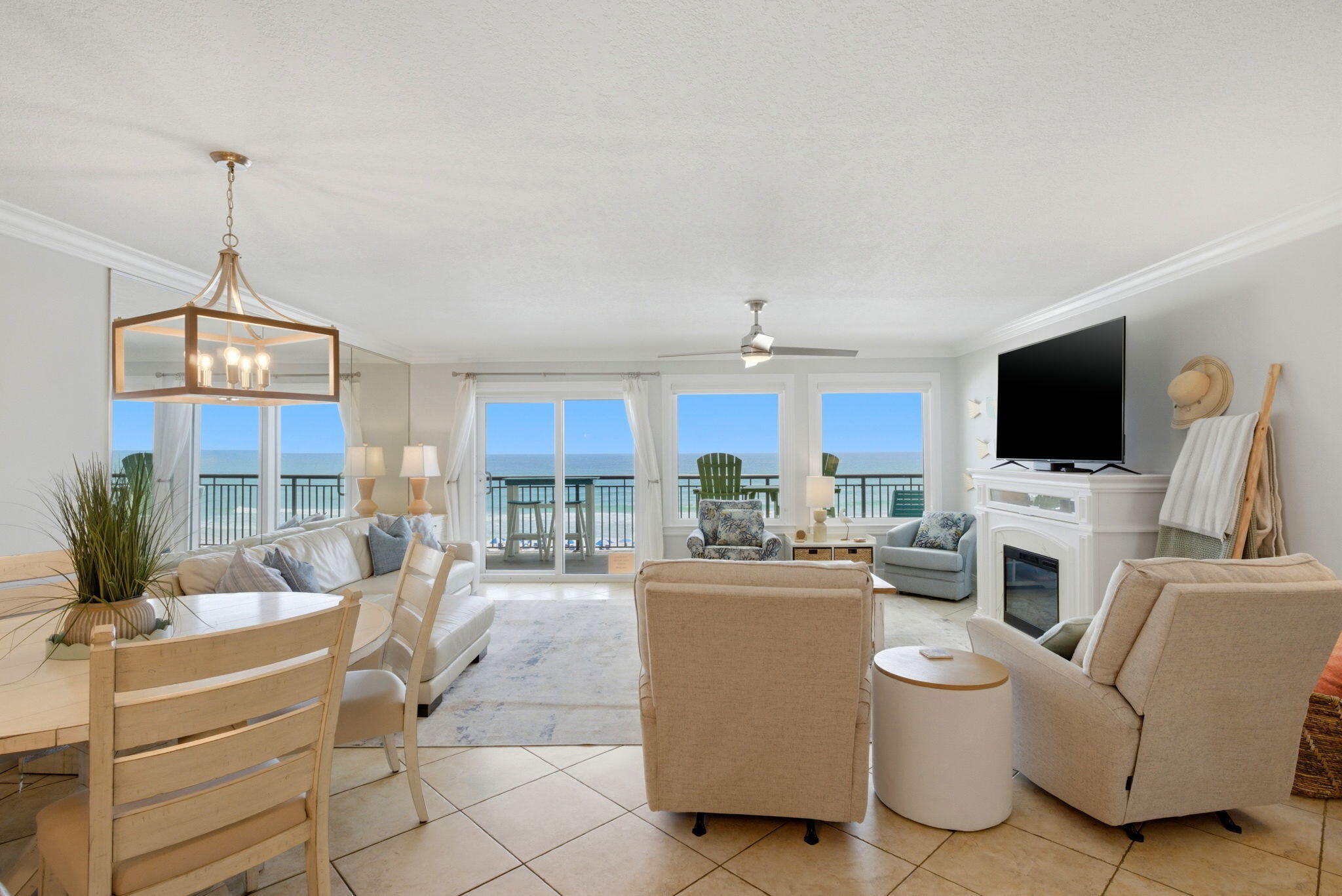 ISLAND ECHO CONDO - Residential