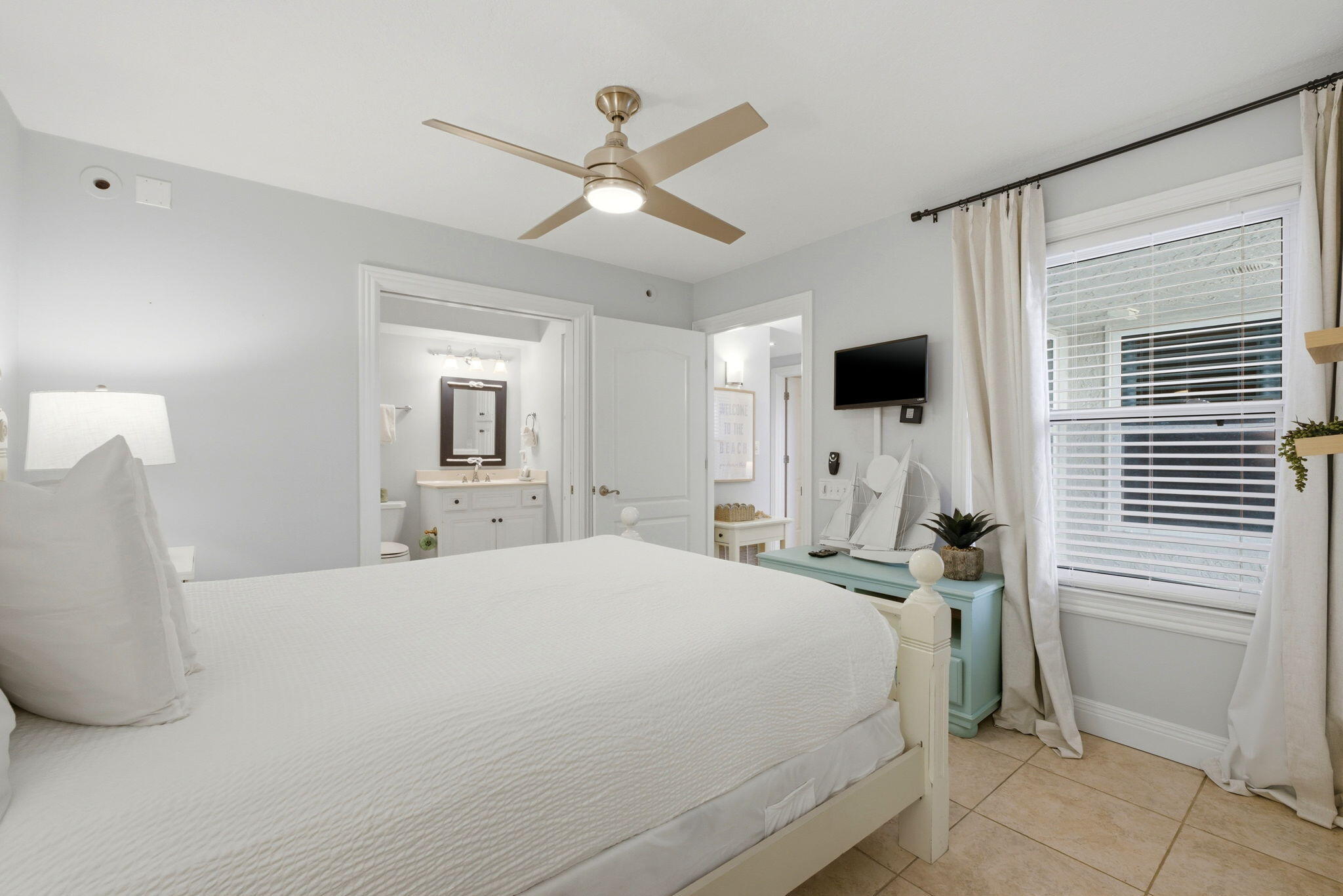 ISLAND ECHO CONDO - Residential