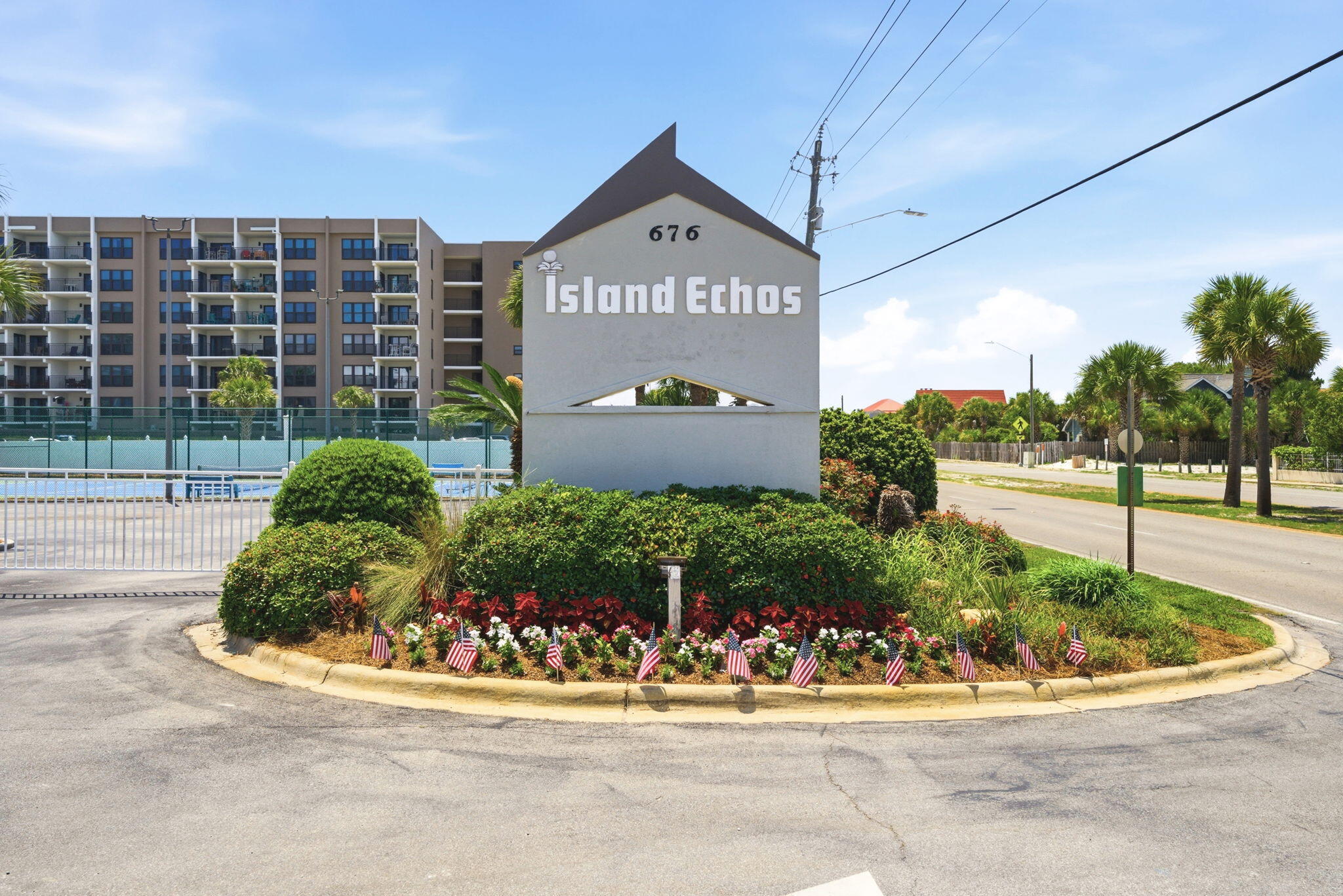 ISLAND ECHO CONDO - Residential