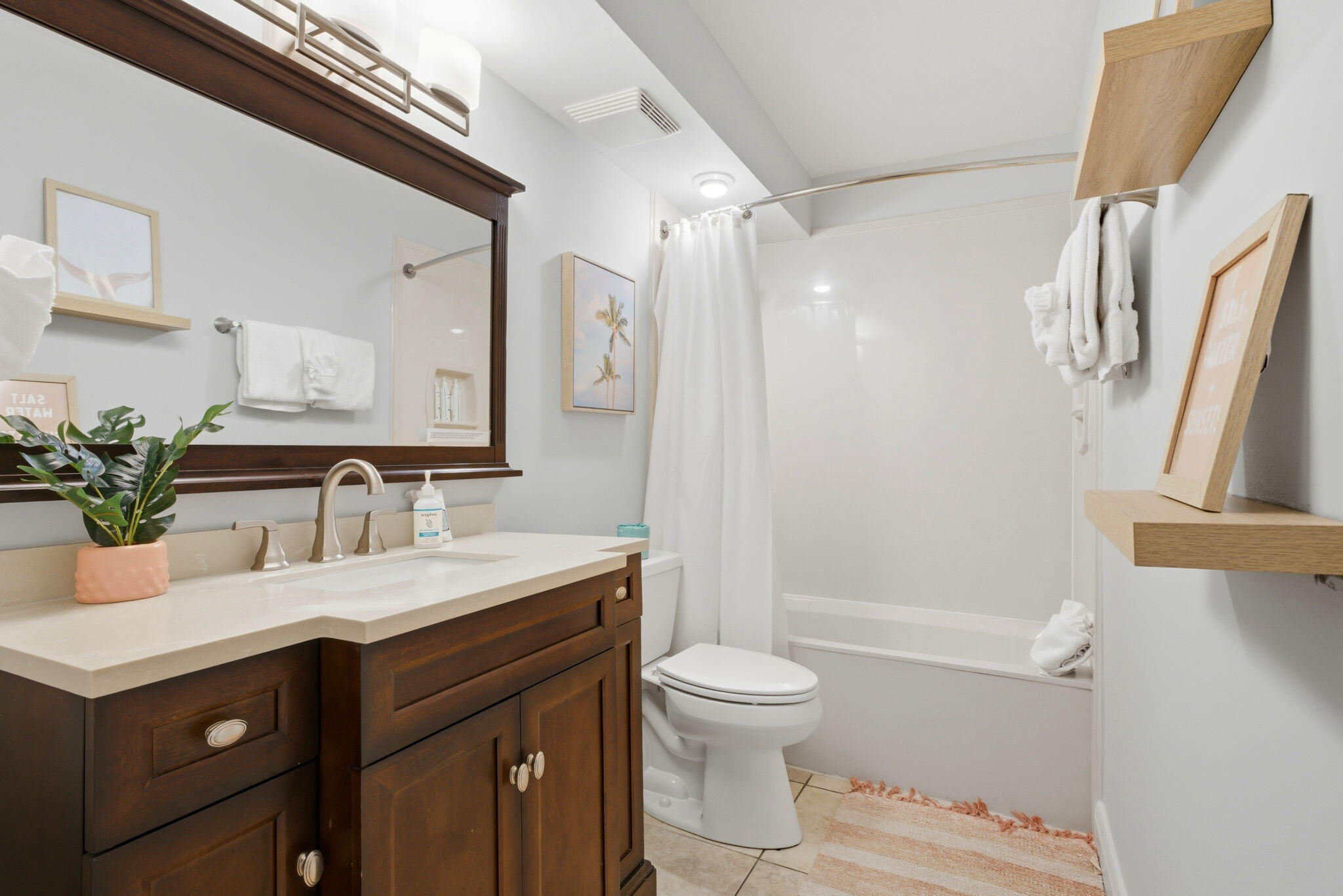ISLAND ECHO CONDO - Residential