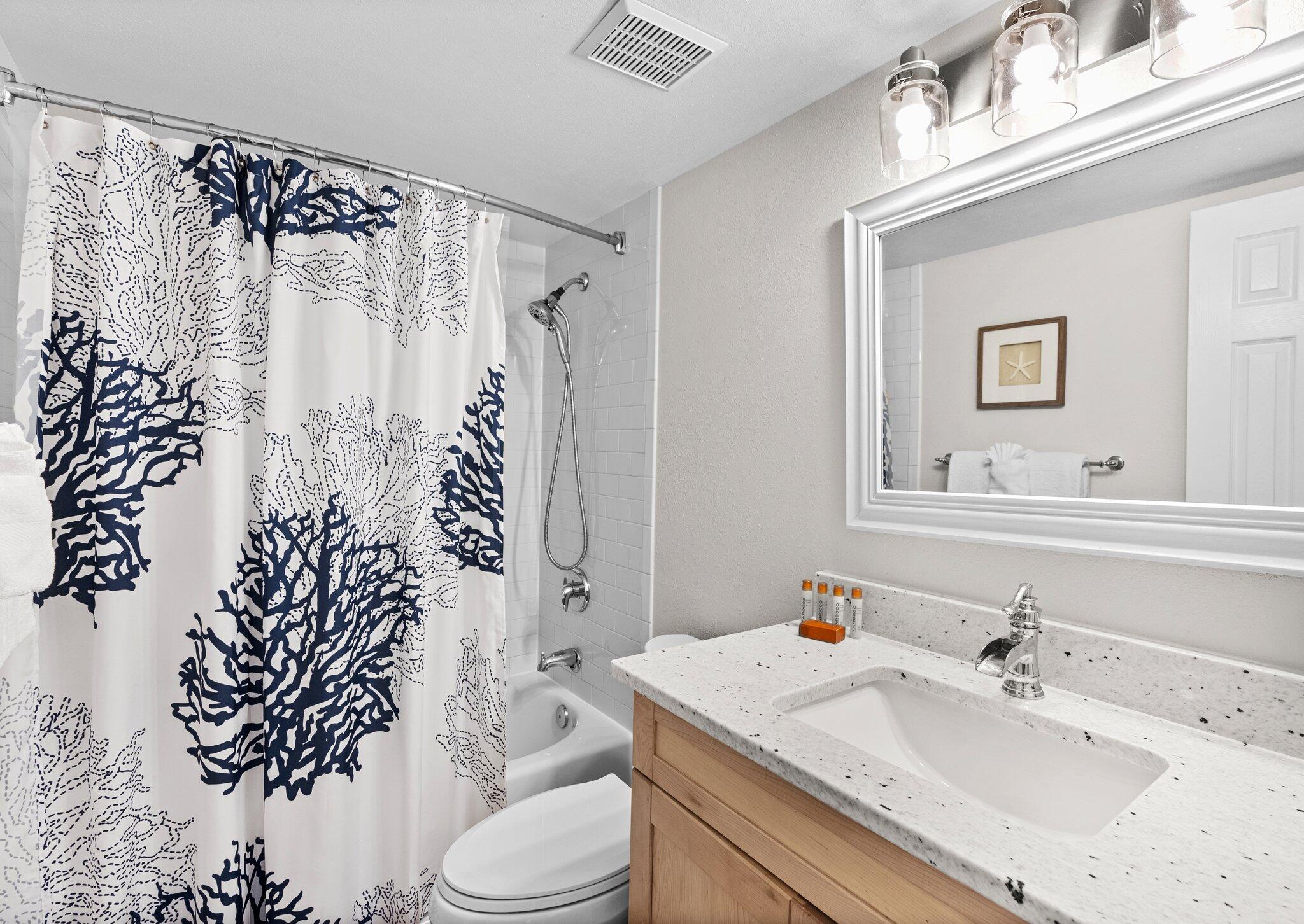 LINKSIDE VILLAGE UNIT 1 - Residential