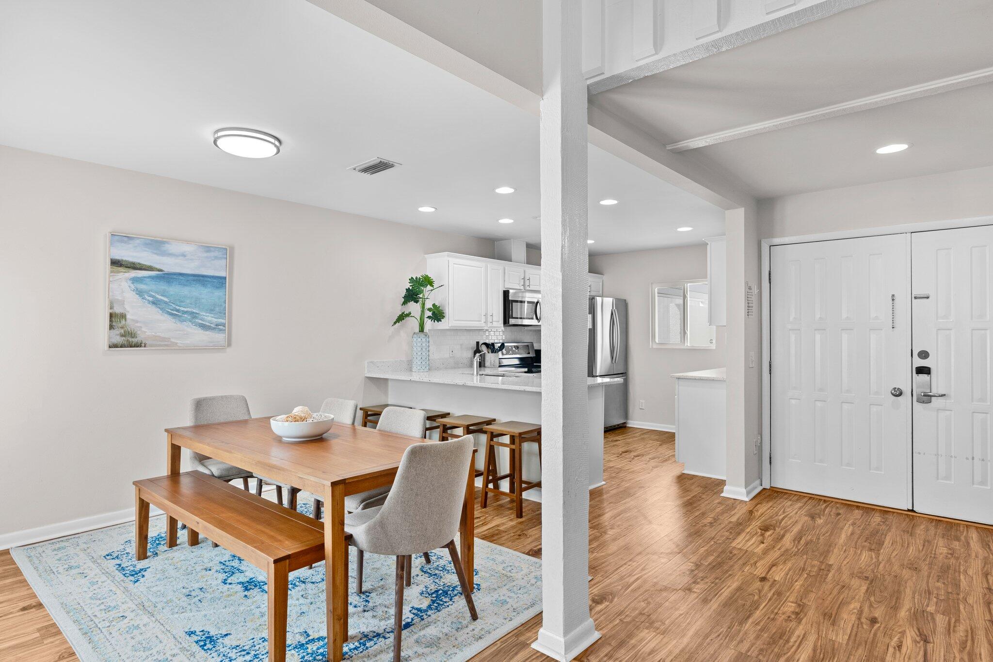 LINKSIDE VILLAGE UNIT 1 - Residential