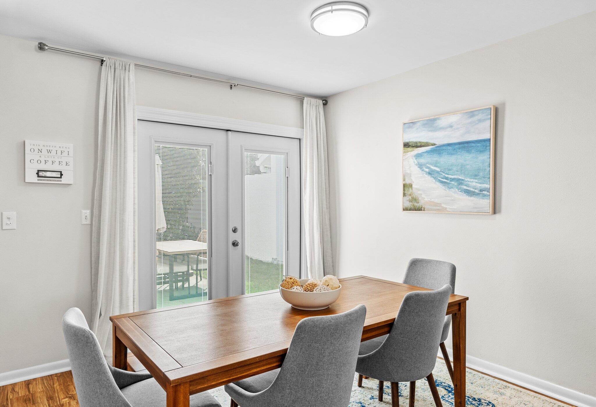 LINKSIDE VILLAGE UNIT 1 - Residential