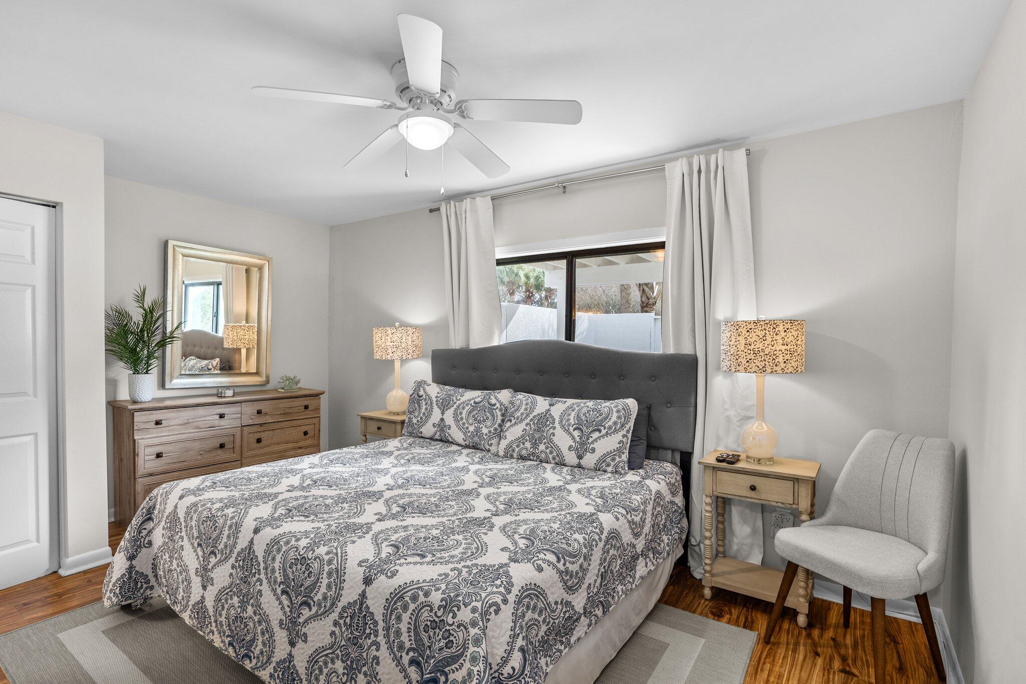 LINKSIDE VILLAGE UNIT 1 - Residential