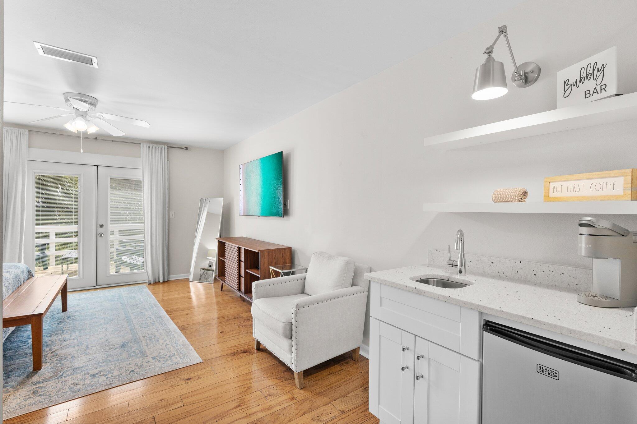 LINKSIDE VILLAGE UNIT 1 - Residential