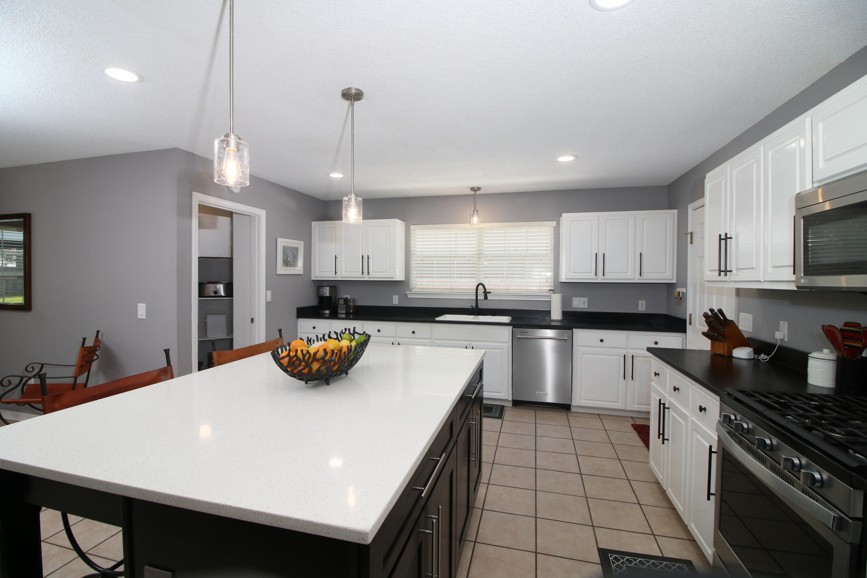 HOLLEY BY THE SEA - Residential