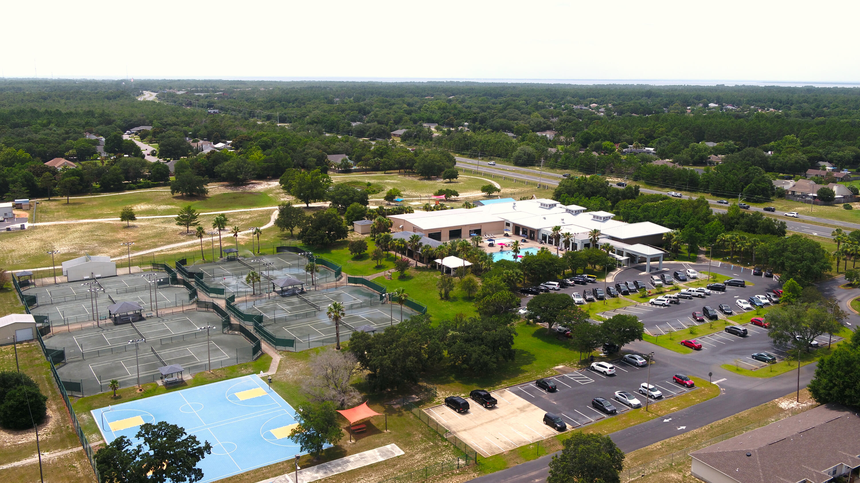 HOLLEY BY THE SEA - Residential