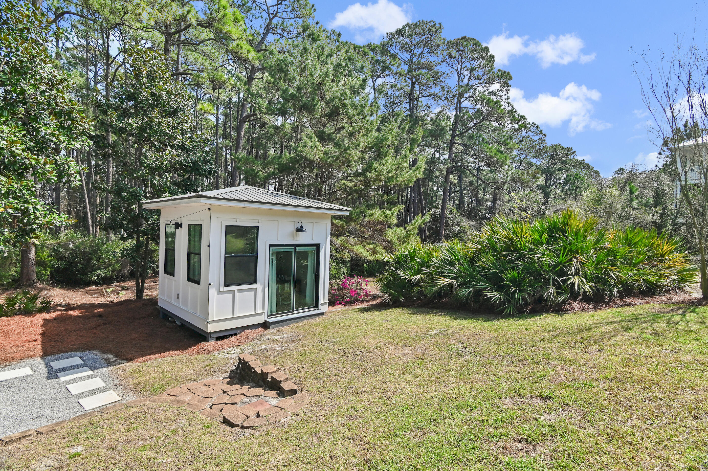 SEA DUNES - Residential