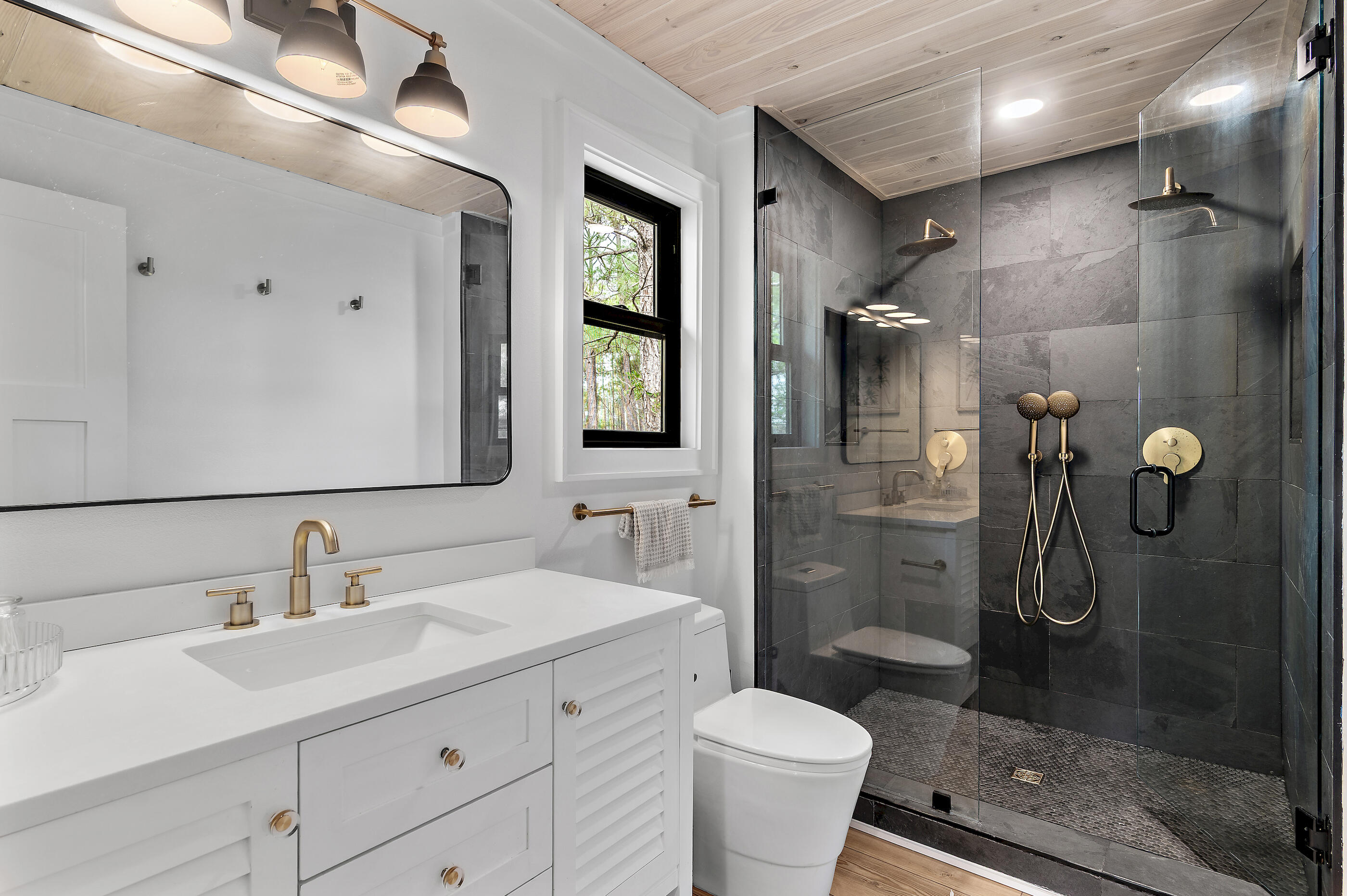 SEA DUNES - Residential