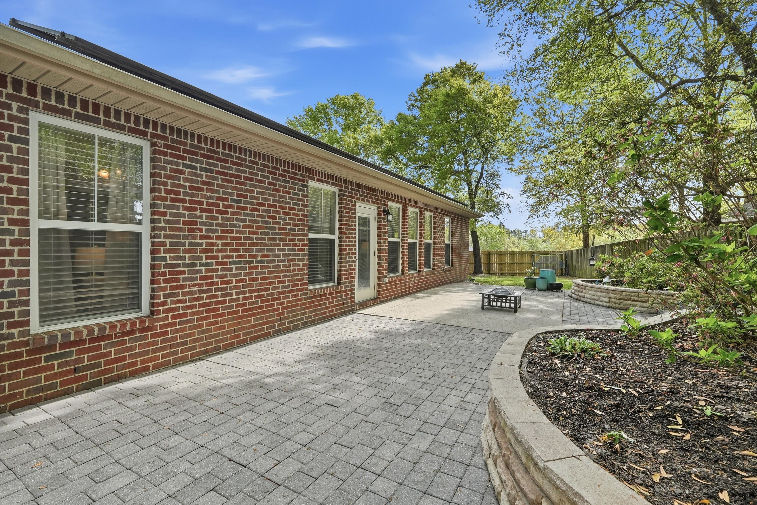 TRAILWOOD ESTATES - Residential