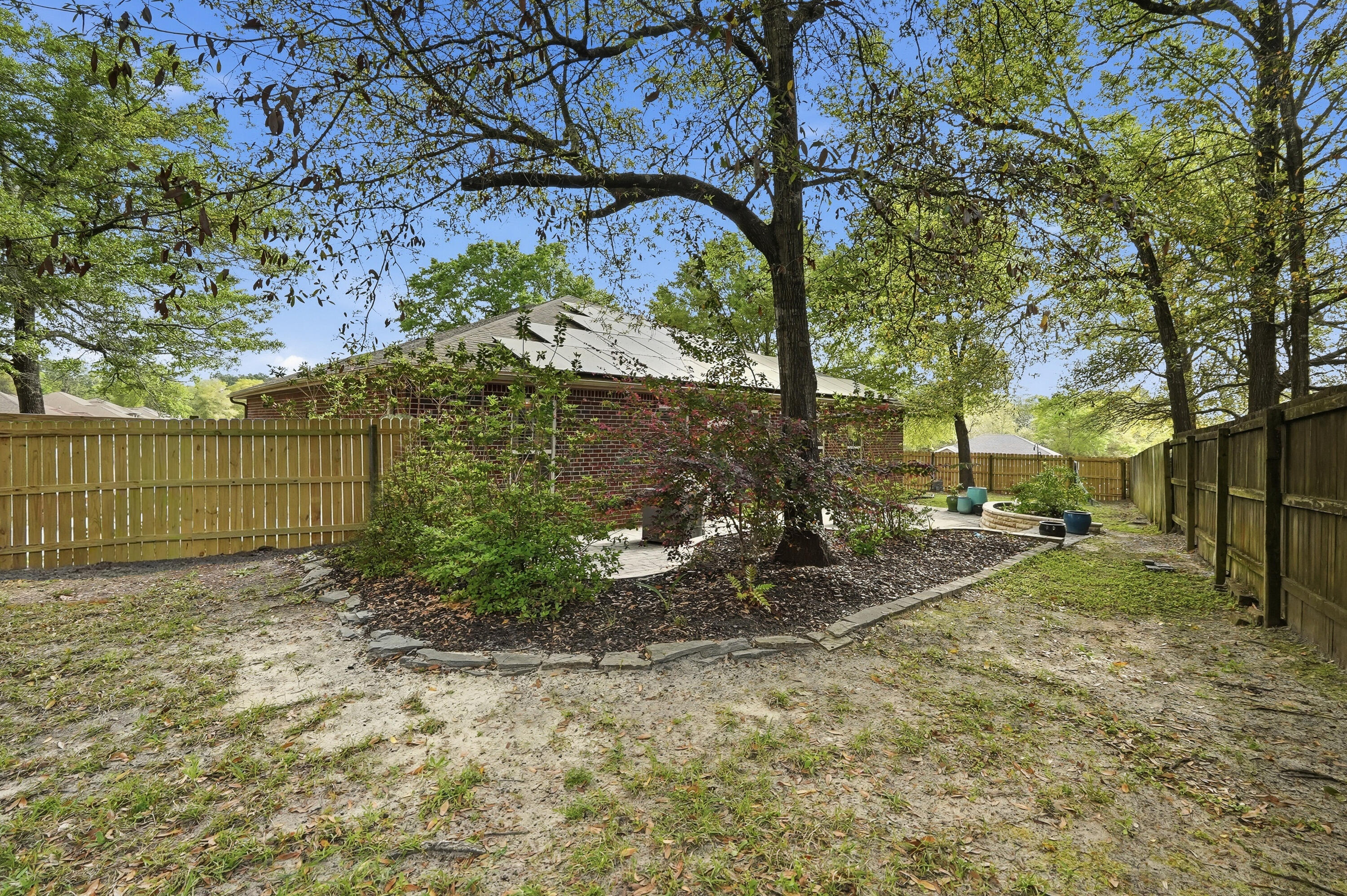 TRAILWOOD ESTATES - Residential