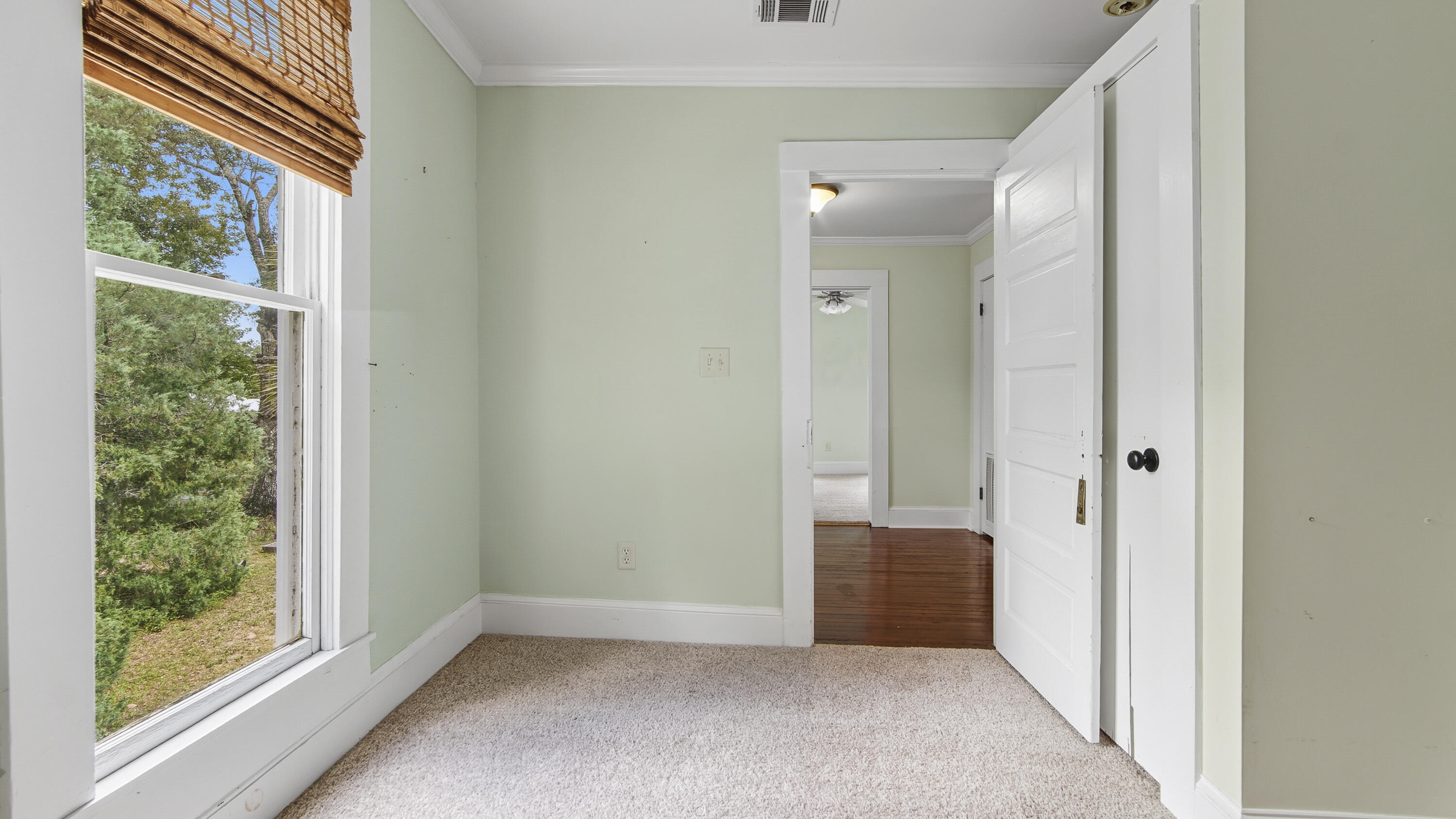 TOWN OF DEFUNIAK SPRINGS - Residential