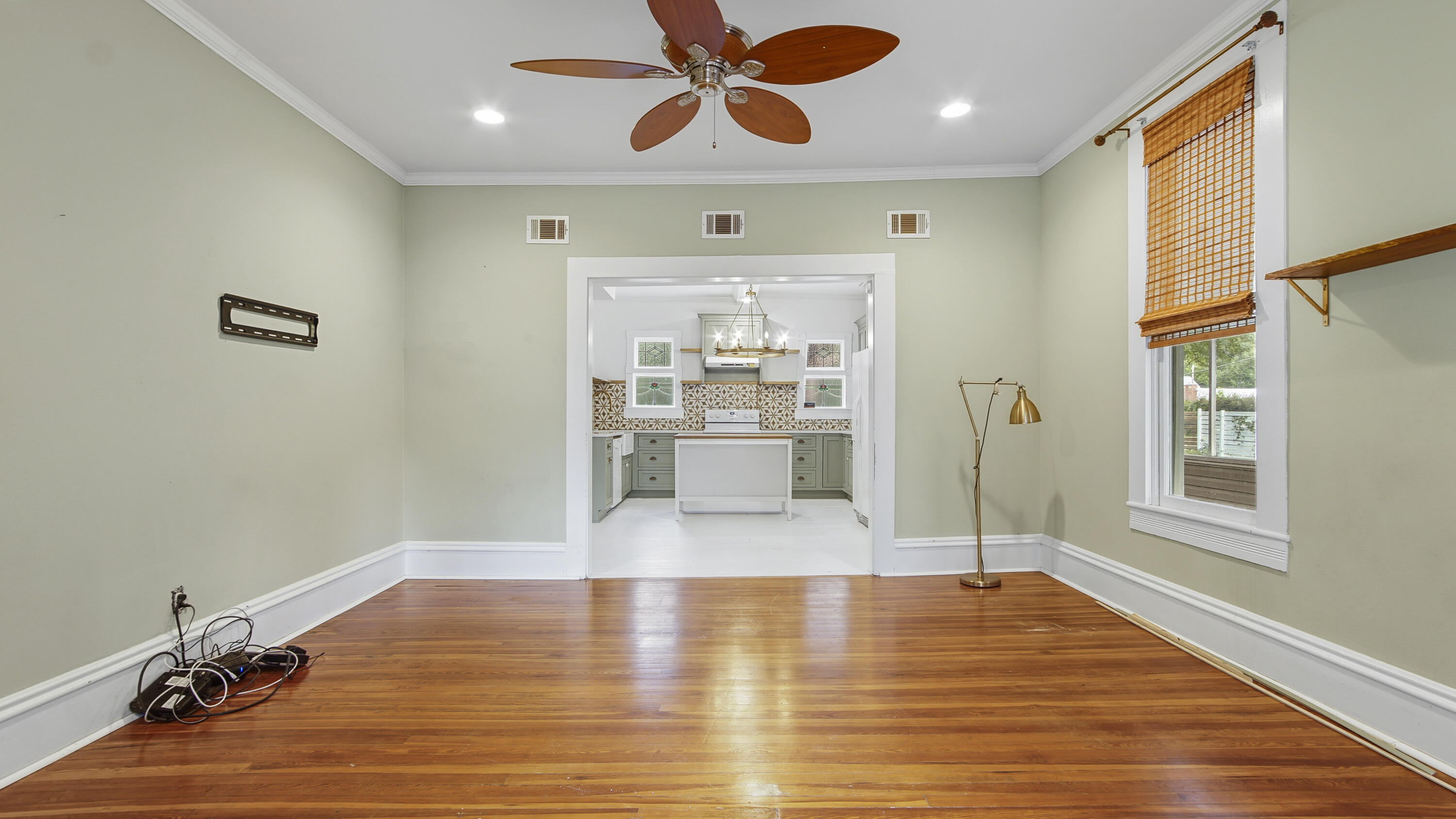 TOWN OF DEFUNIAK SPRINGS - Residential