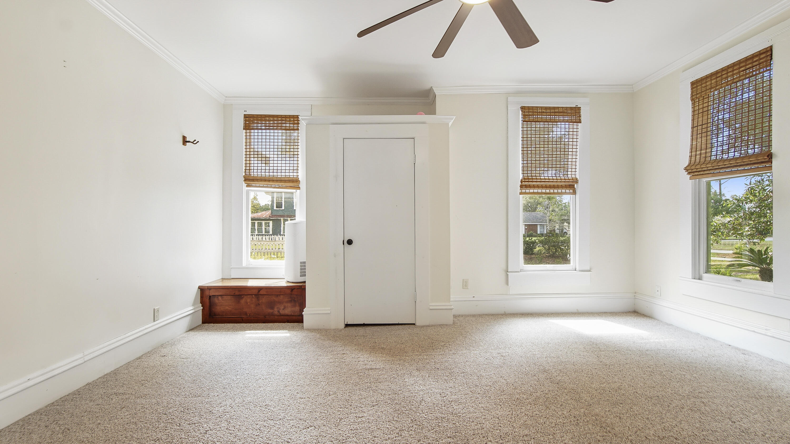 TOWN OF DEFUNIAK SPRINGS - Residential