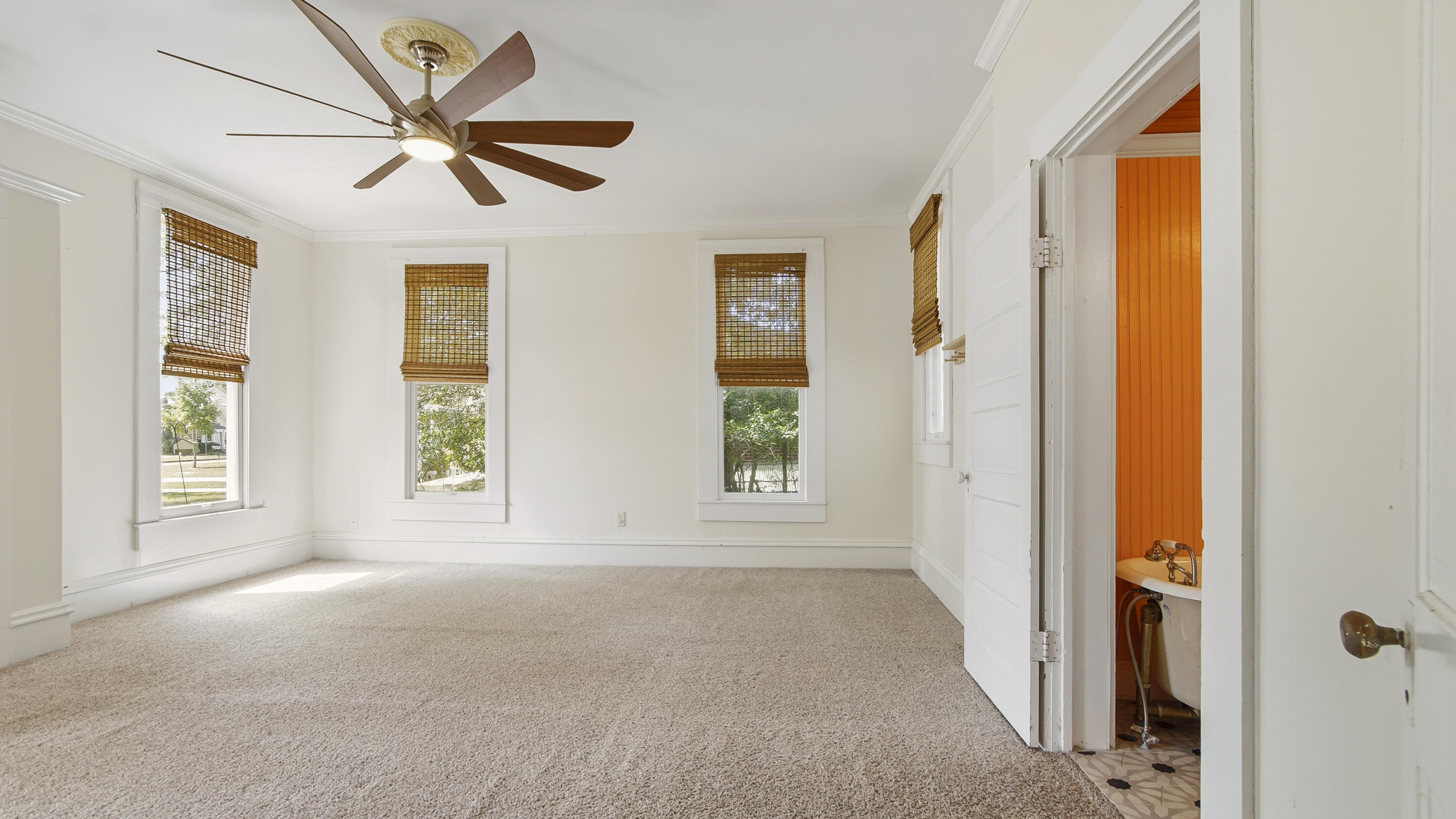 TOWN OF DEFUNIAK SPRINGS - Residential