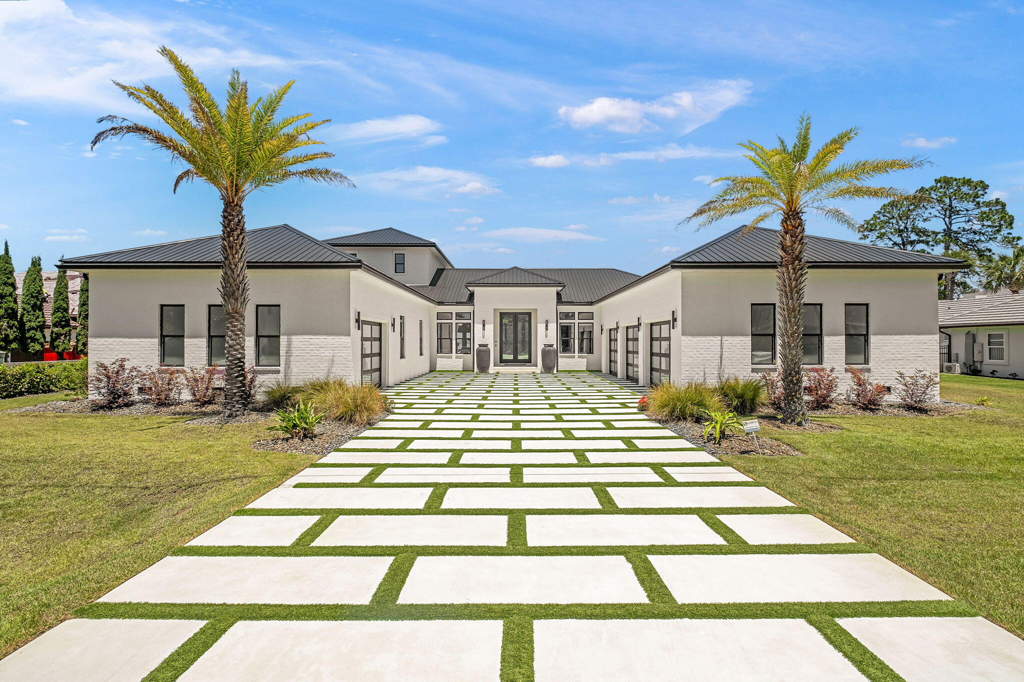 HOLIDAY SHORES ESTATES - Residential