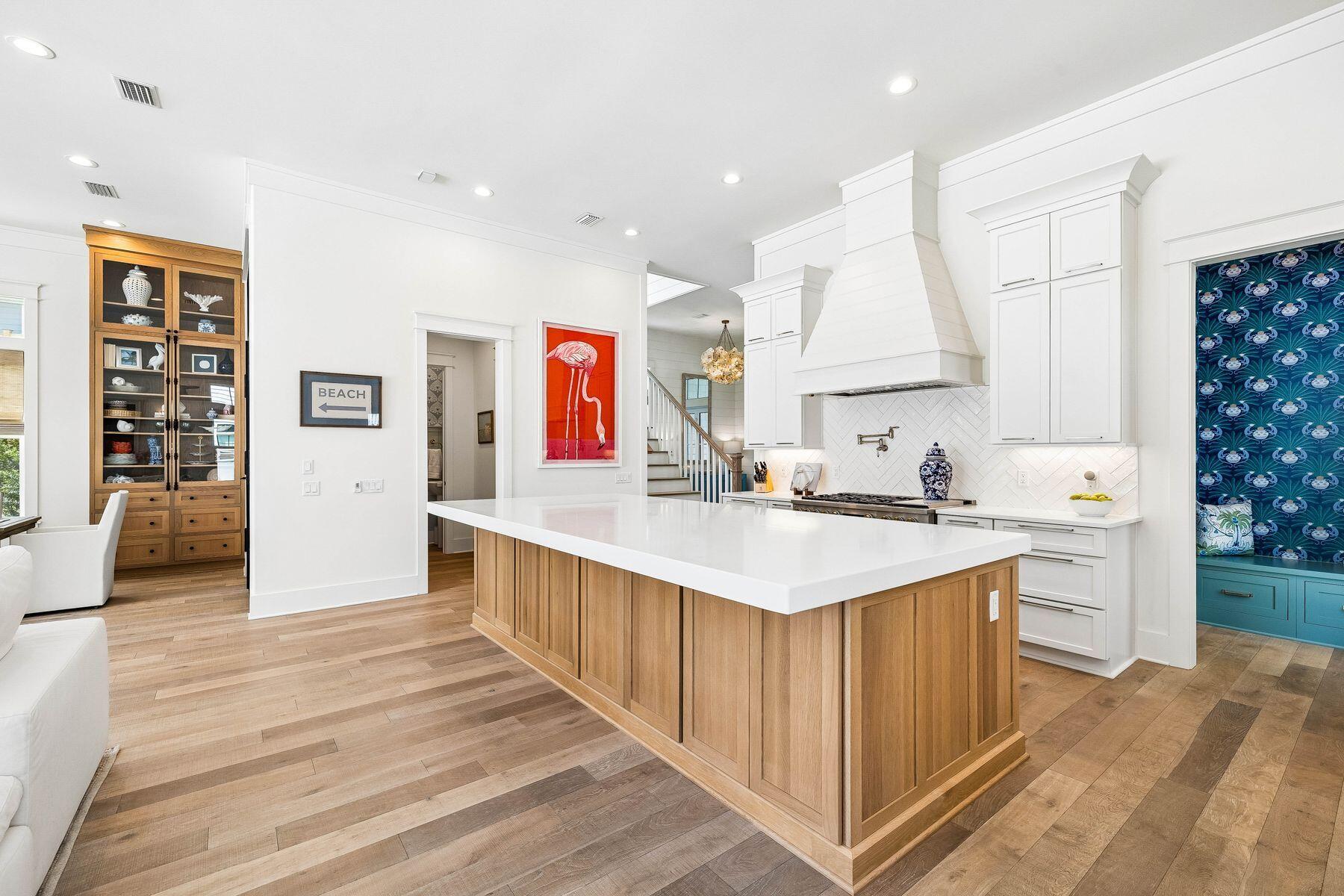 447 E Pollard Cove