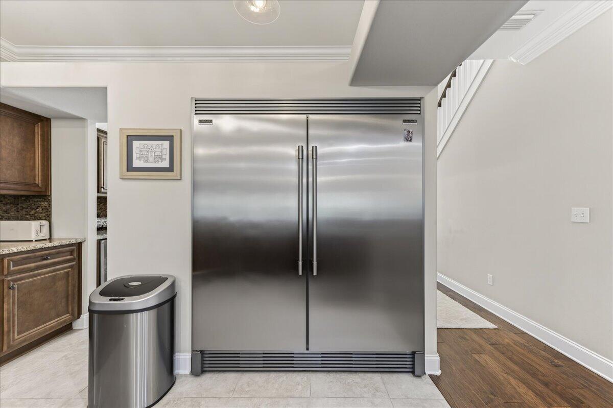 ALCONESE PLACE - Residential