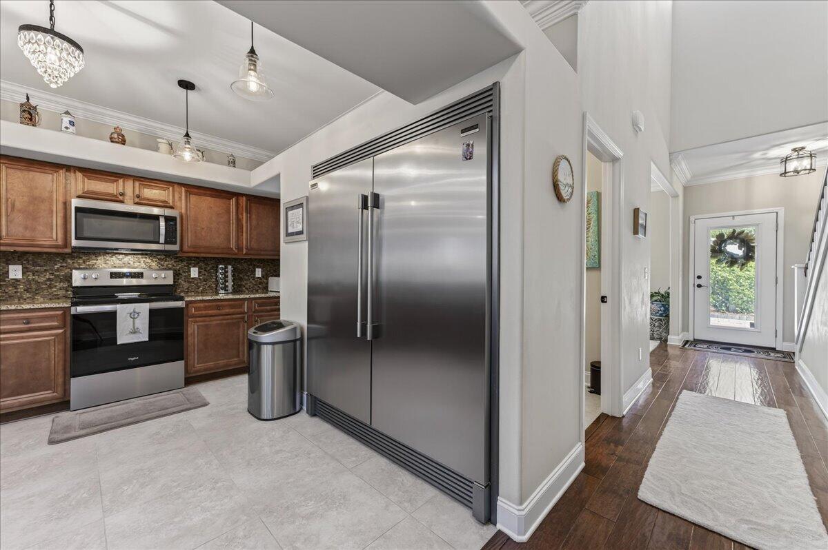 ALCONESE PLACE - Residential