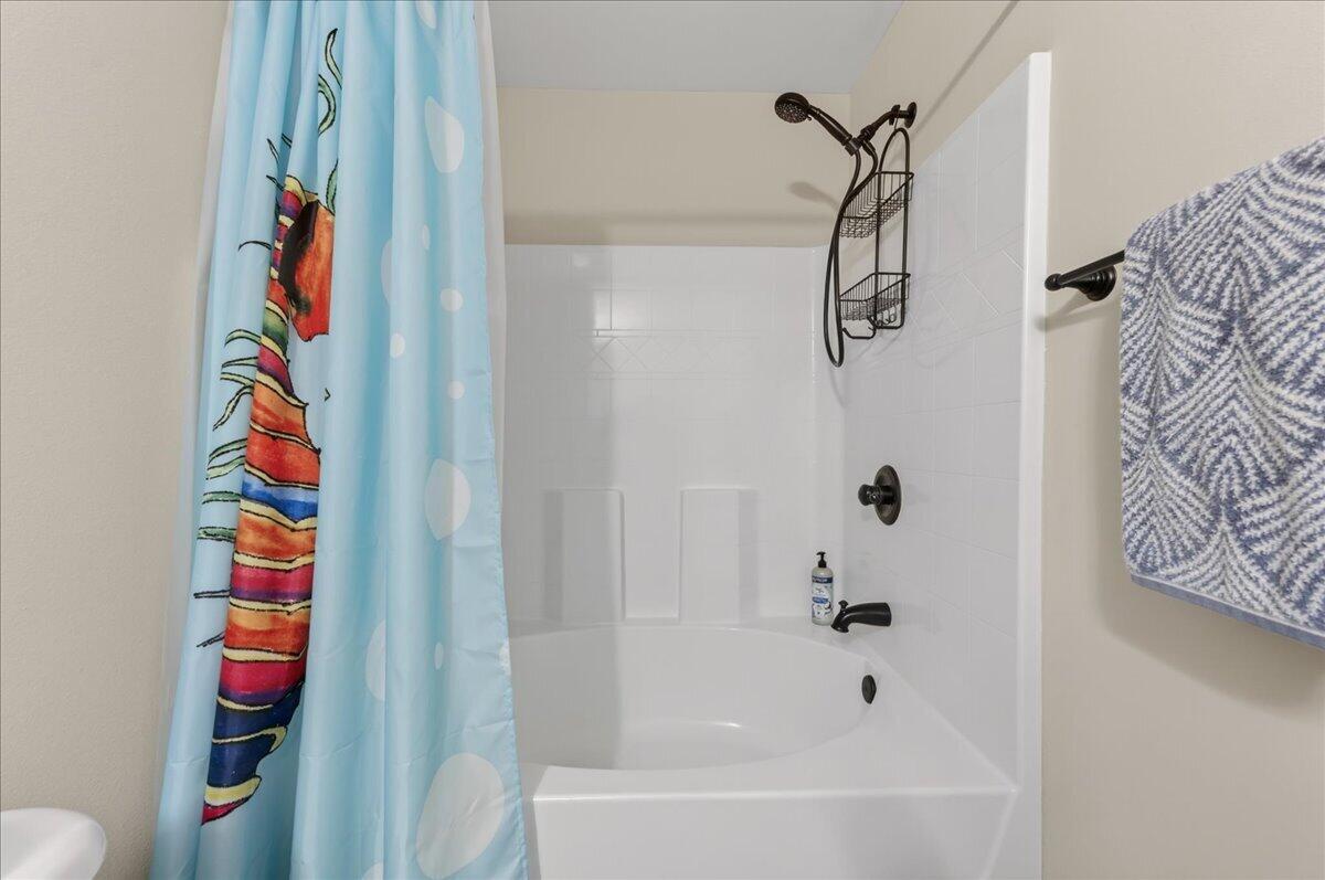 ALCONESE PLACE - Residential