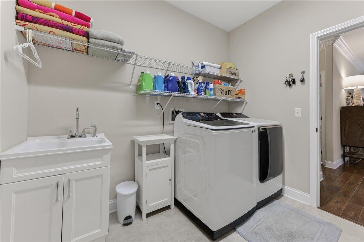 ALCONESE PLACE - Residential