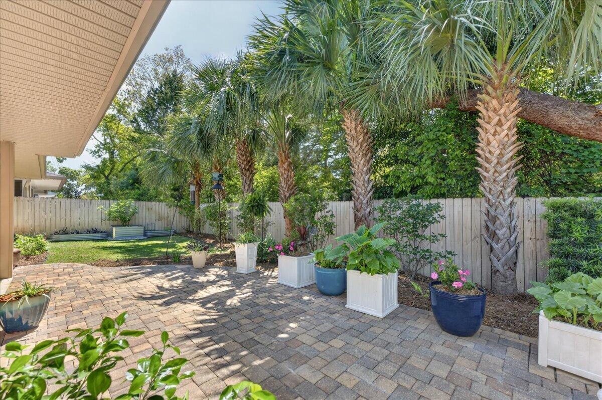 ALCONESE PLACE - Residential