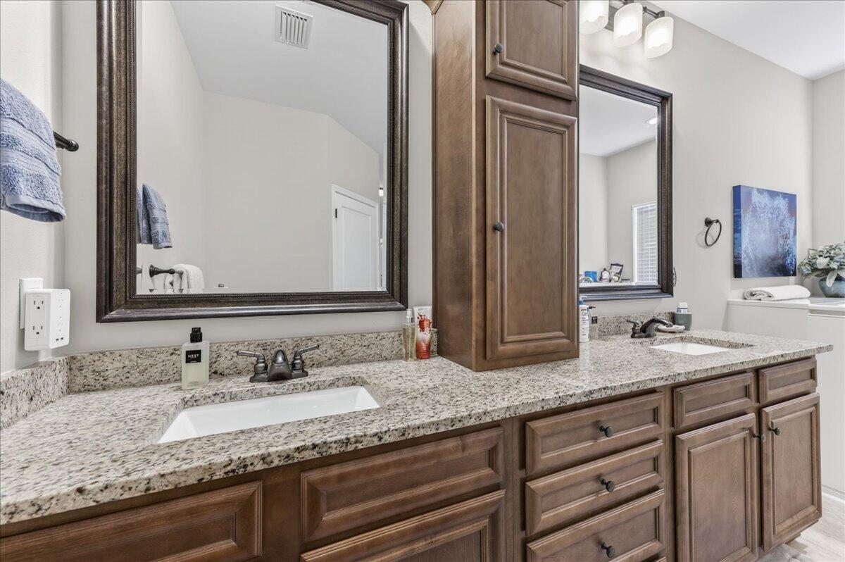 ALCONESE PLACE - Residential