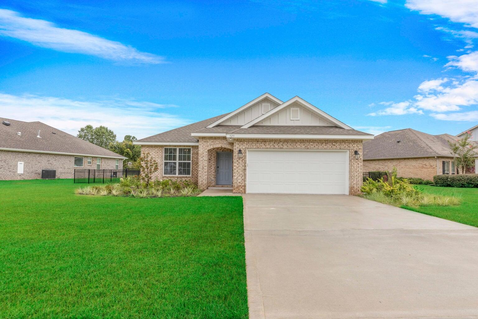 HAMMOCK BAY - Residential