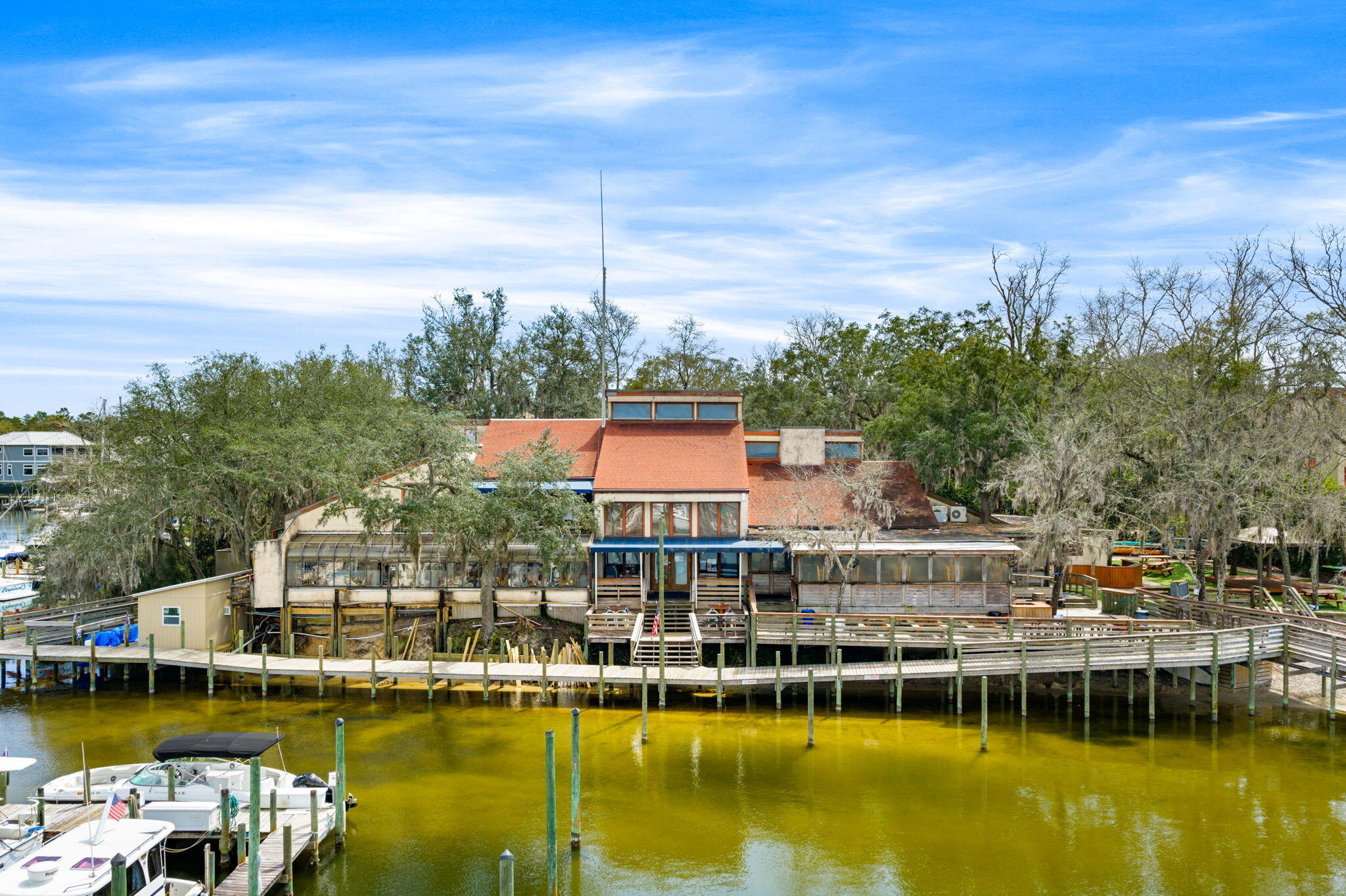 FAIRWAY LAKES PH 1 - Residential