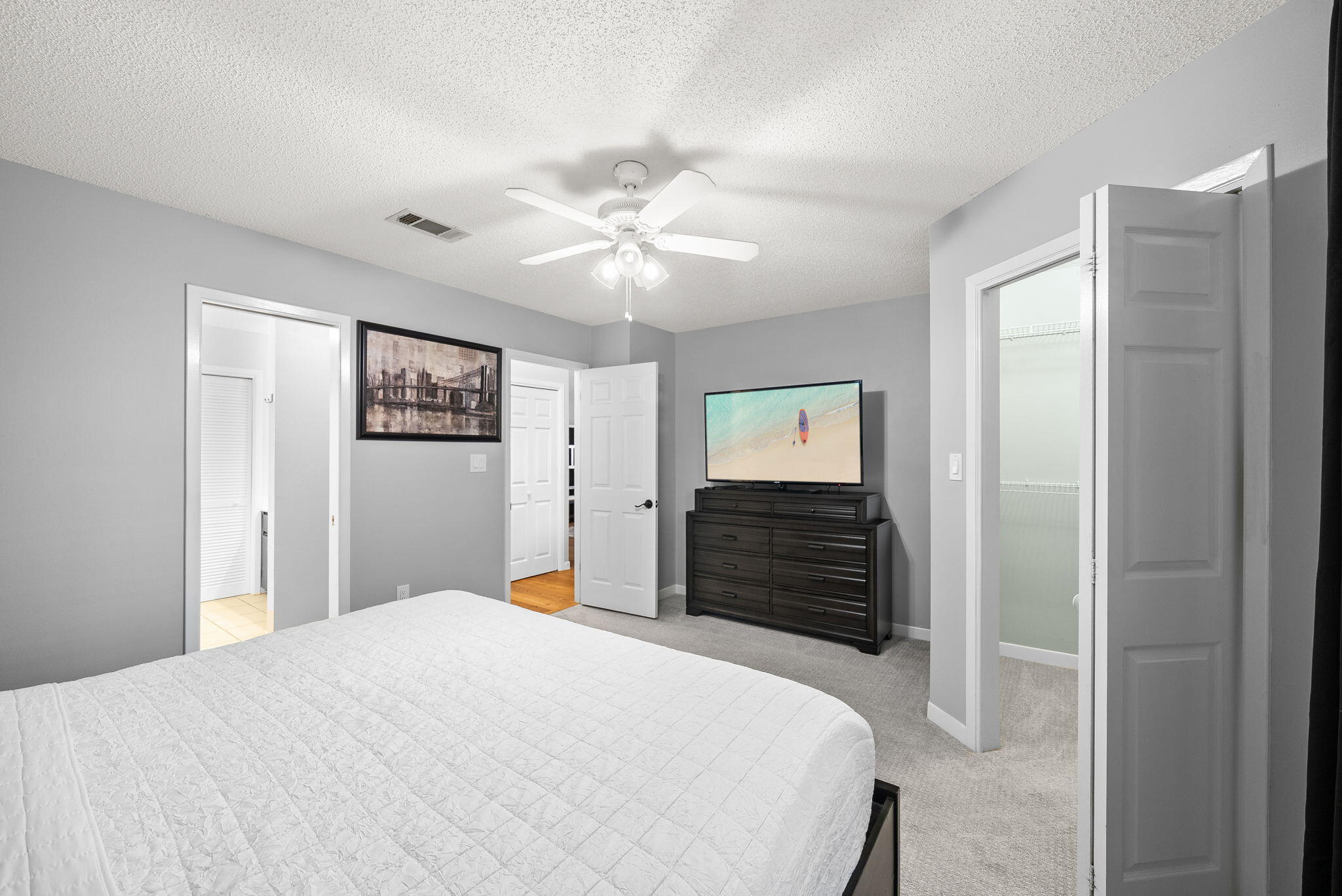 FAIRWAY LAKES PH 1 - Residential