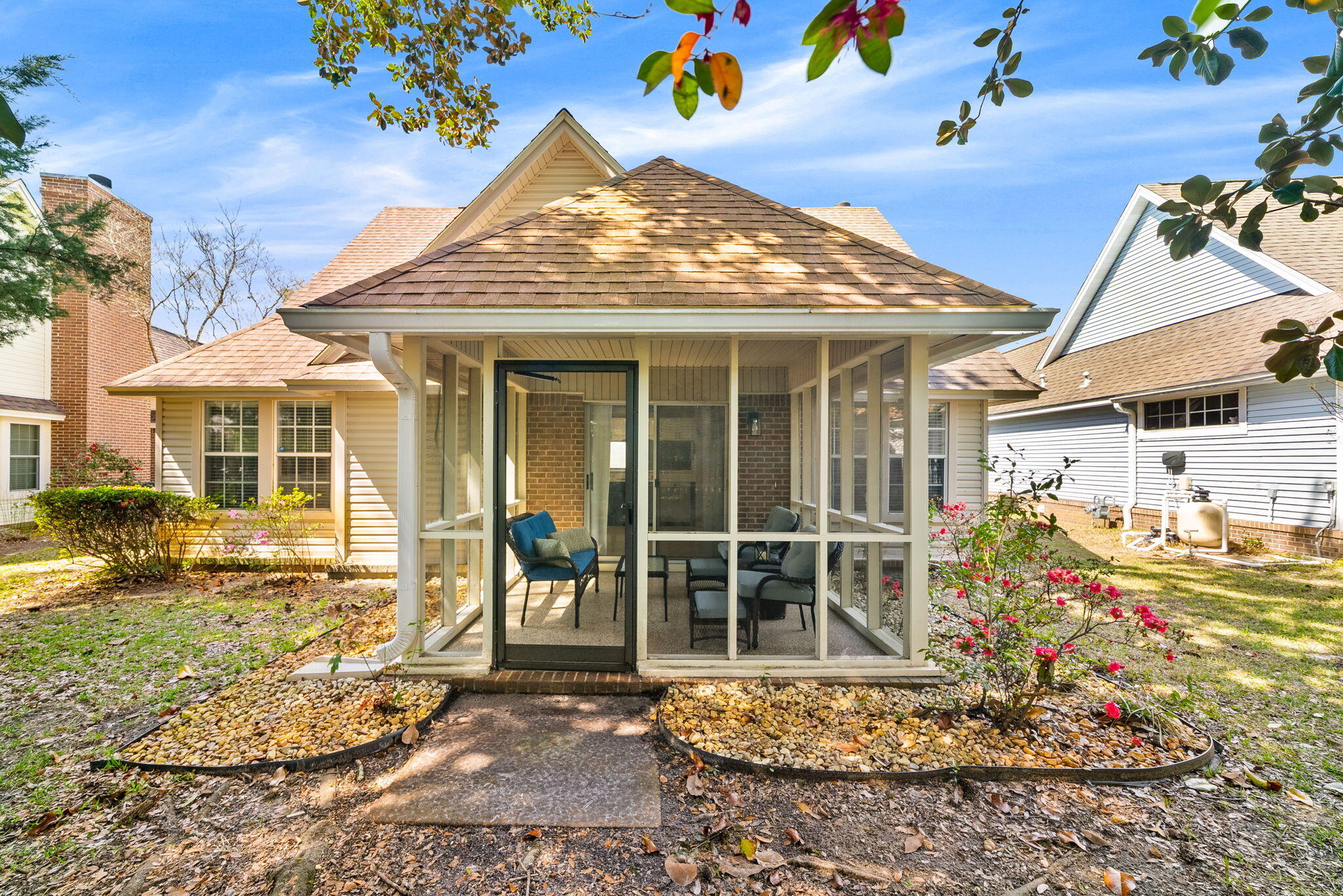 FAIRWAY LAKES PH 1 - Residential