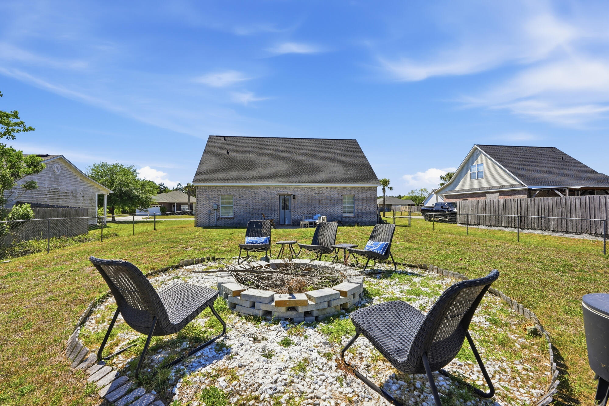 BRANDON OAKS - Residential