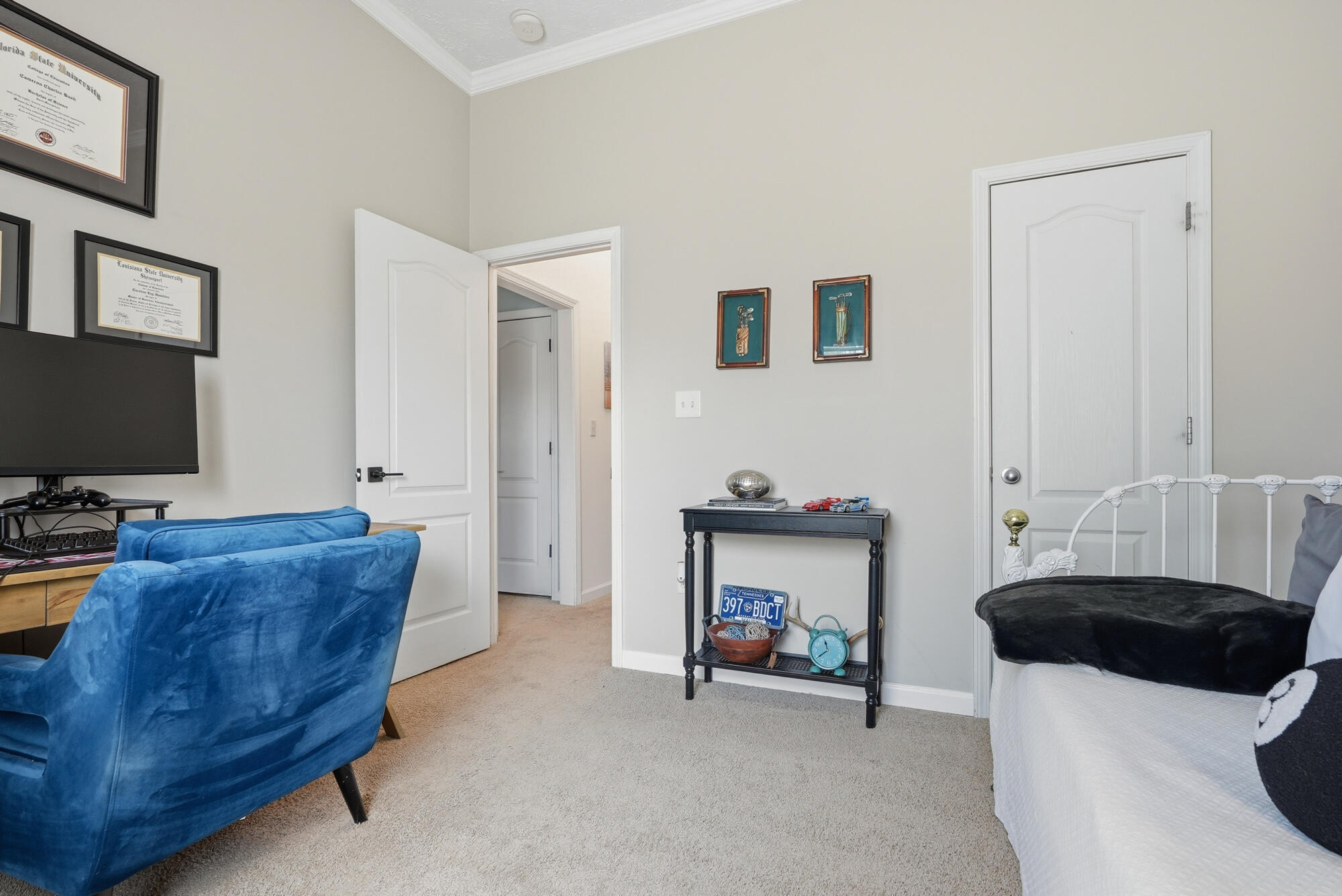 BRANDON OAKS - Residential