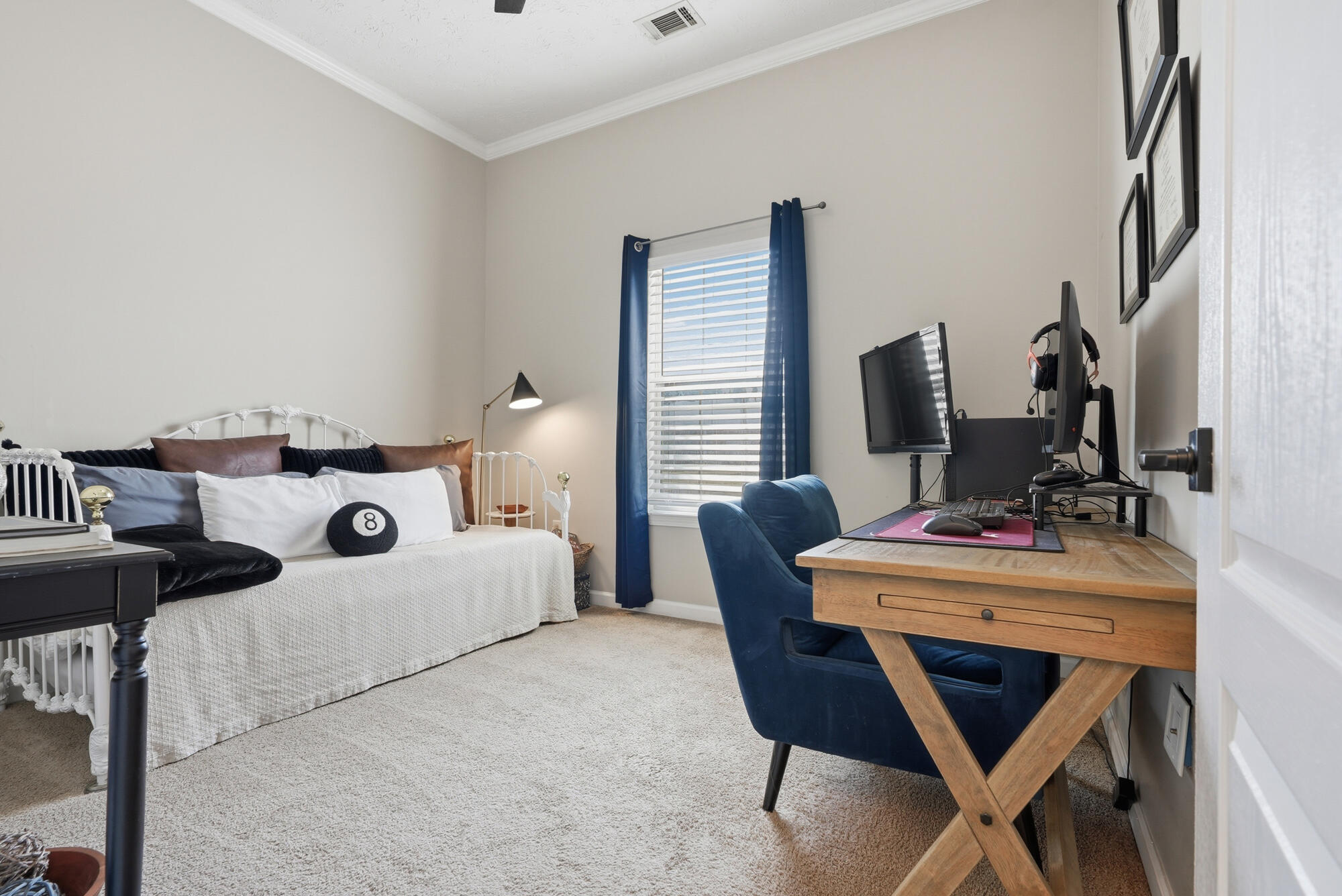 BRANDON OAKS - Residential