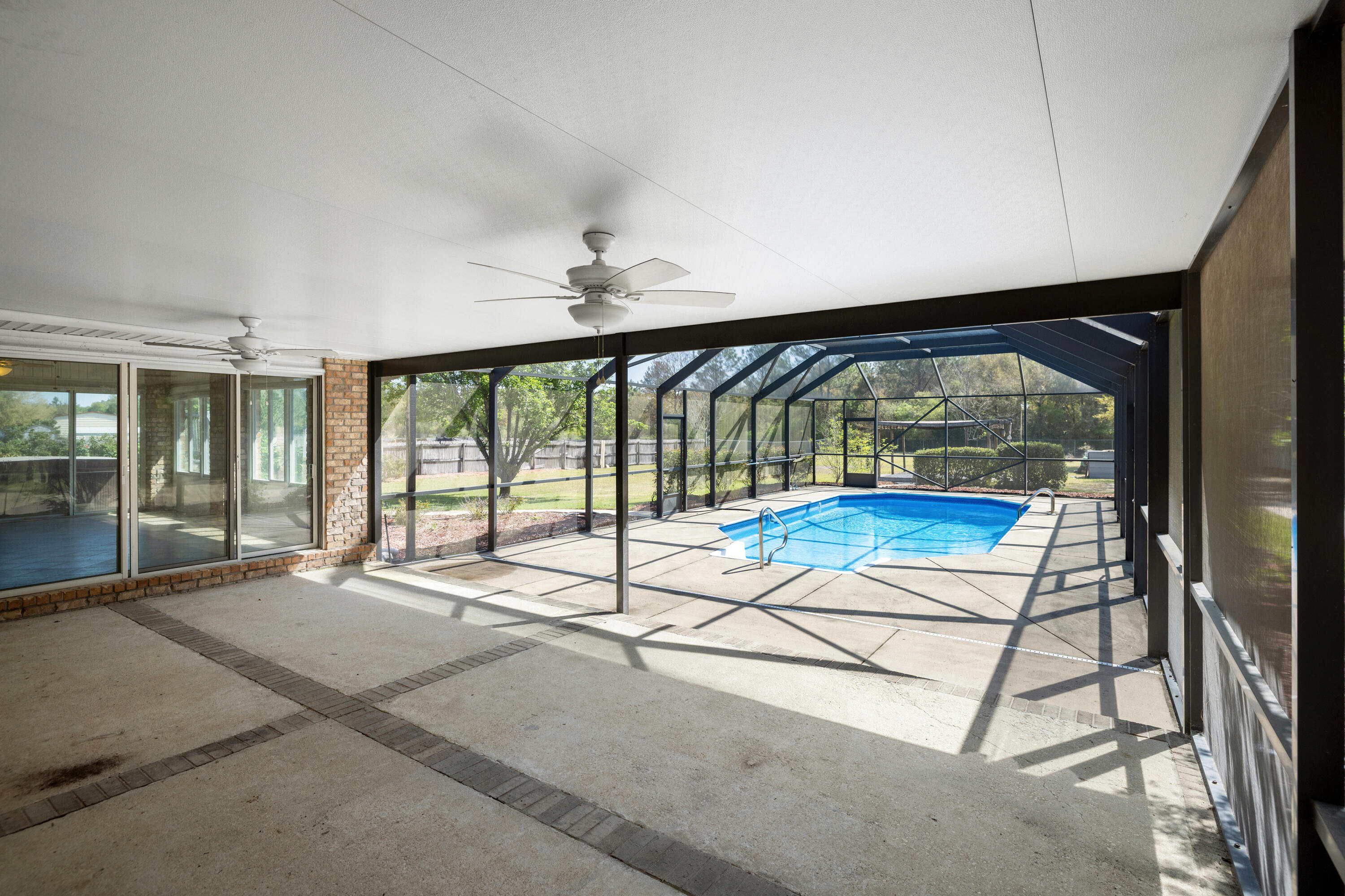 VIRGINIA RIDGE - Residential