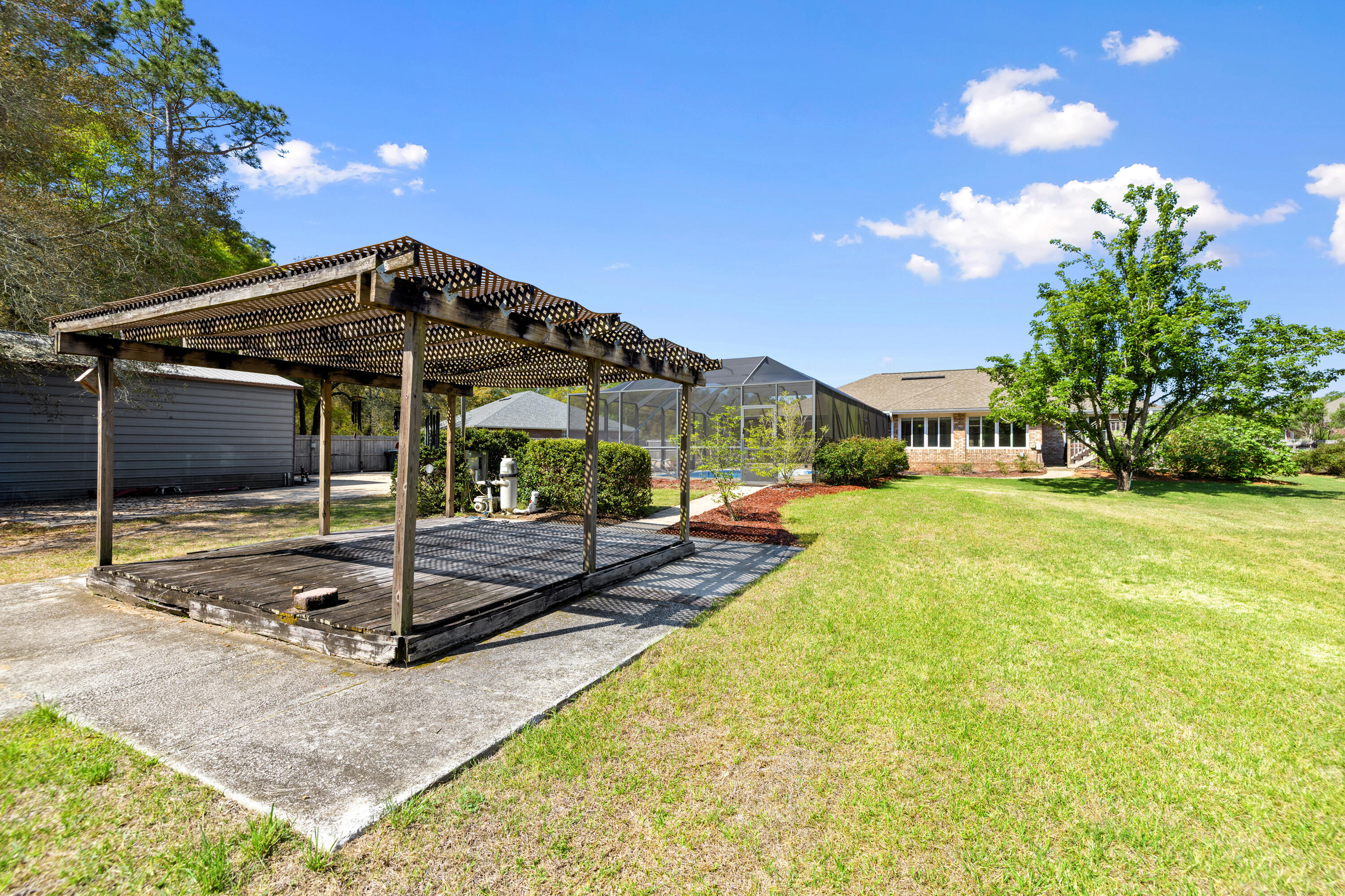 VIRGINIA RIDGE - Residential