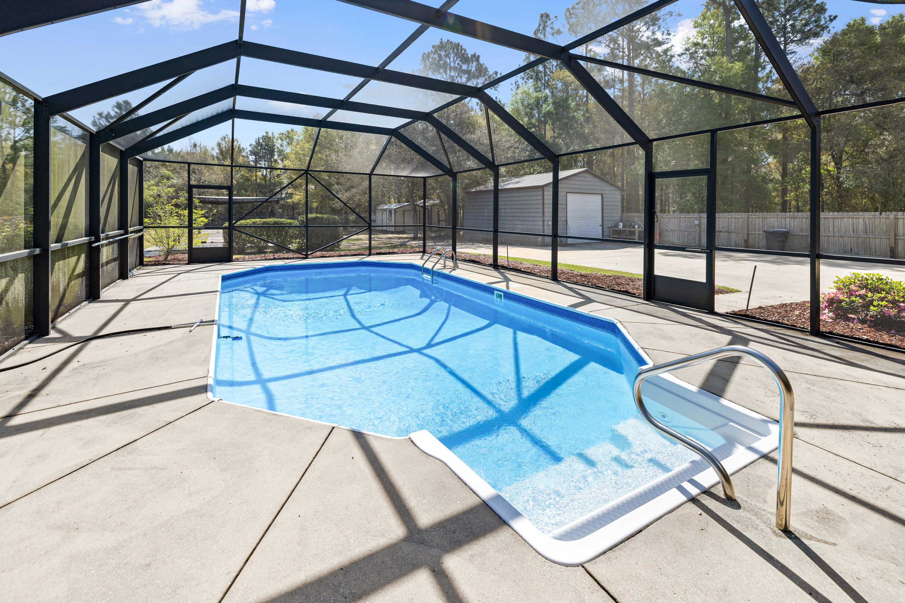 VIRGINIA RIDGE - Residential