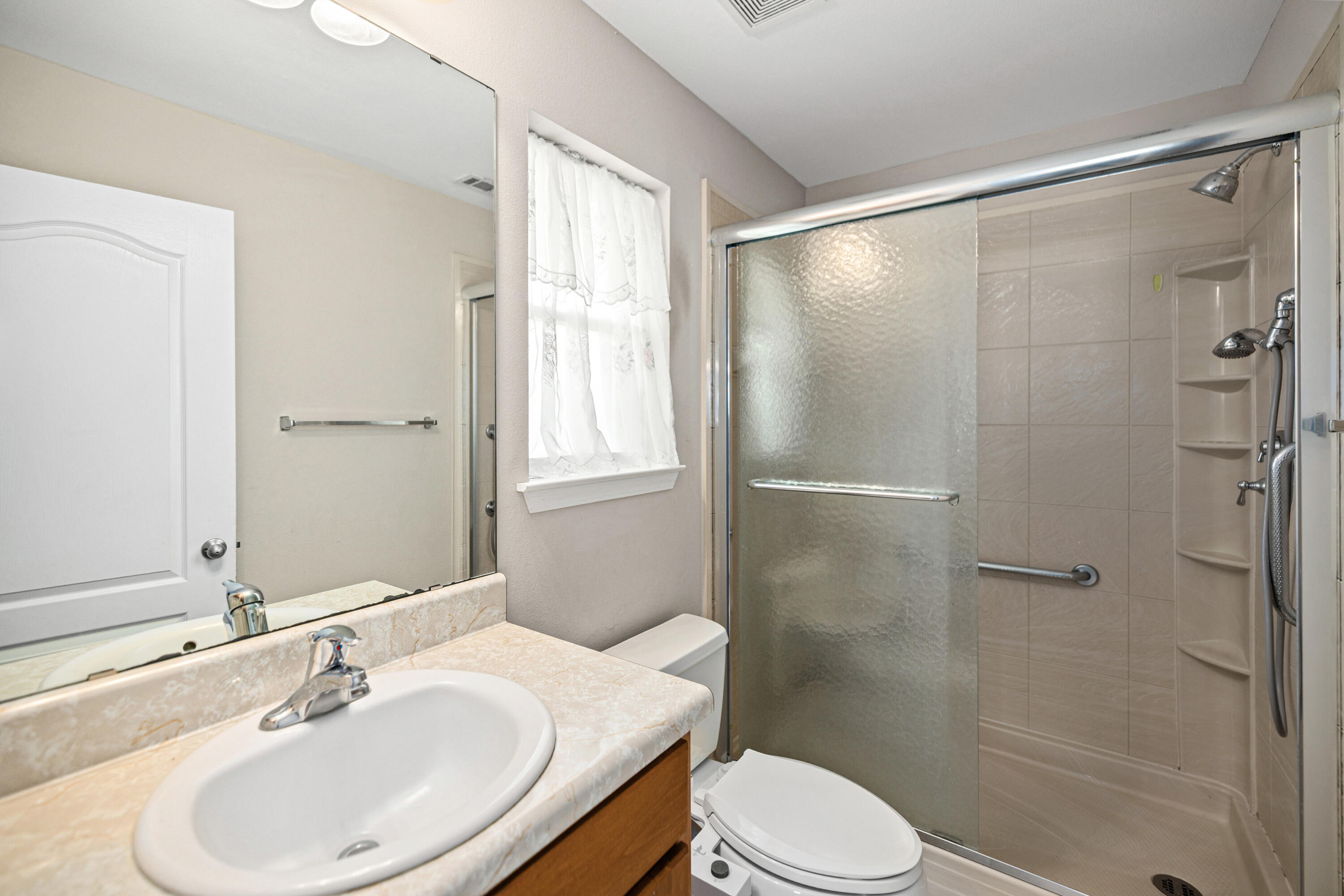 VIRGINIA RIDGE - Residential