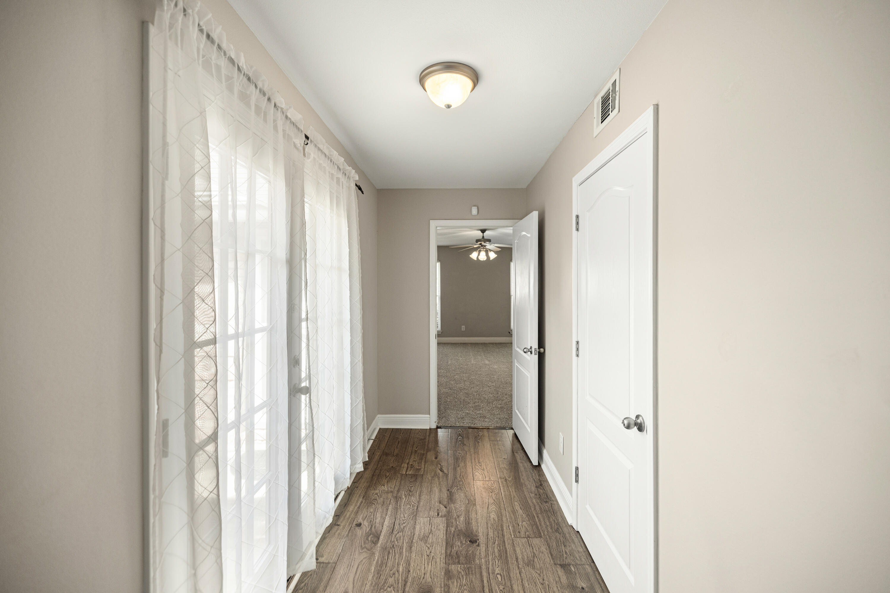 VIRGINIA RIDGE - Residential