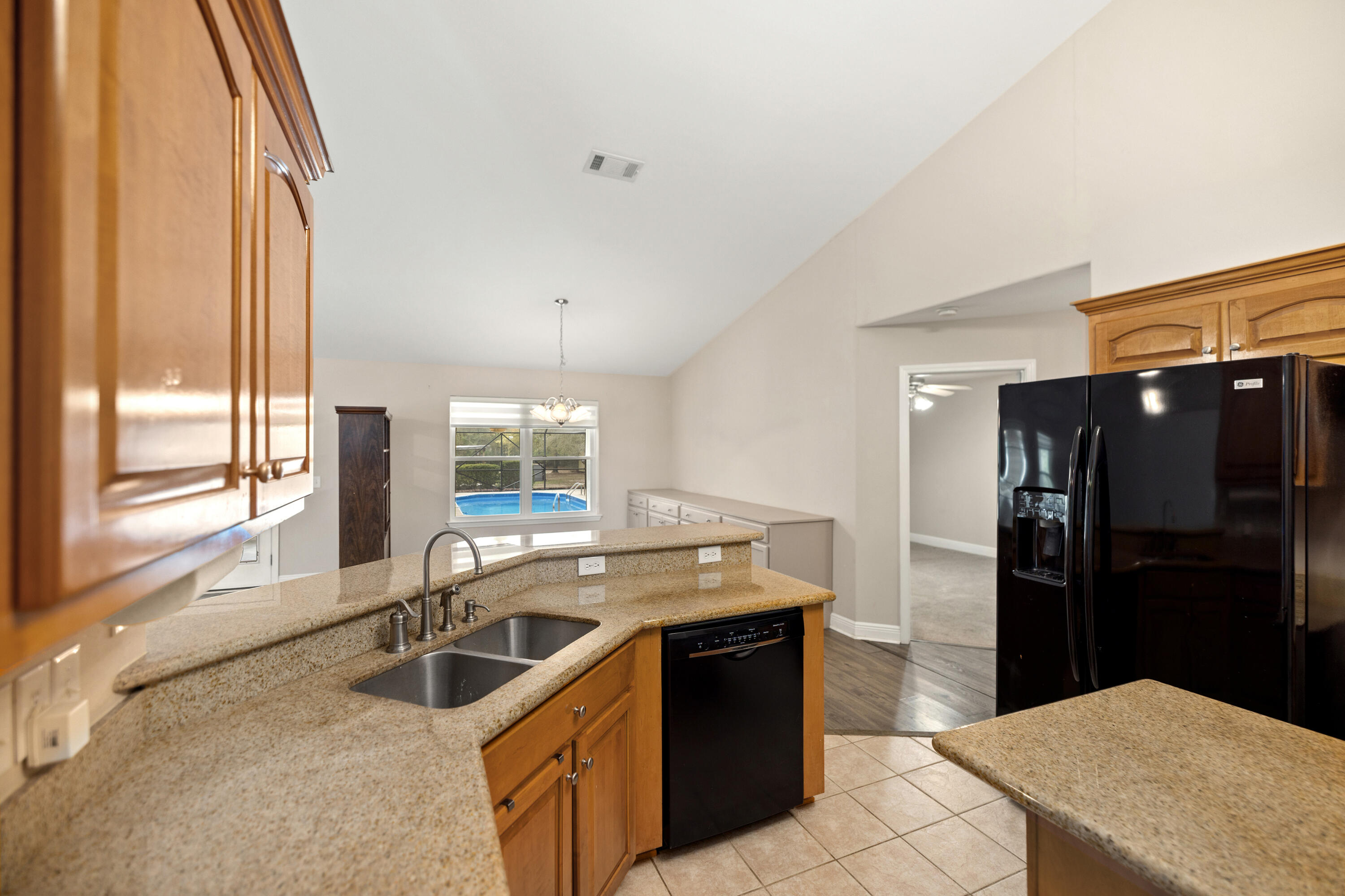 VIRGINIA RIDGE - Residential