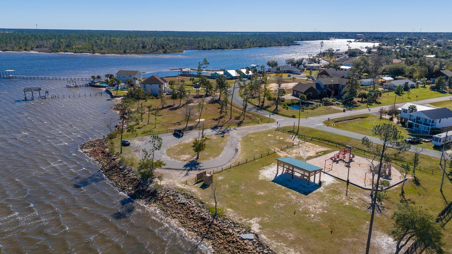 College Point - Land