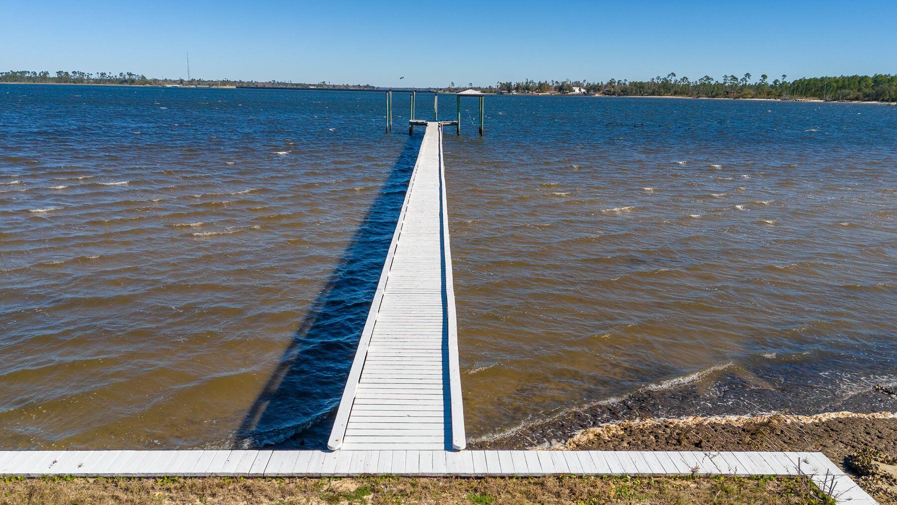 College Point - Land