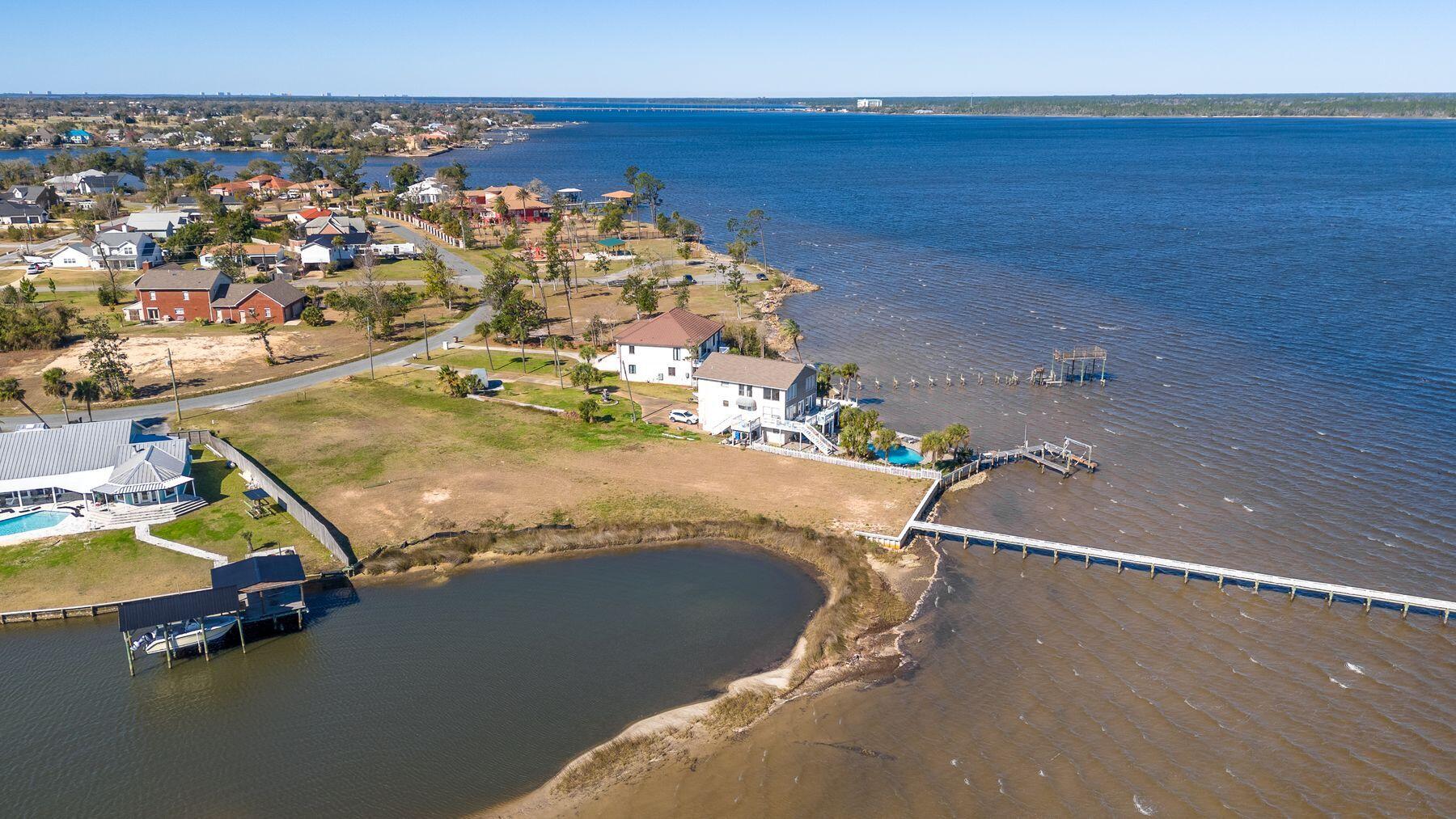 College Point - Land