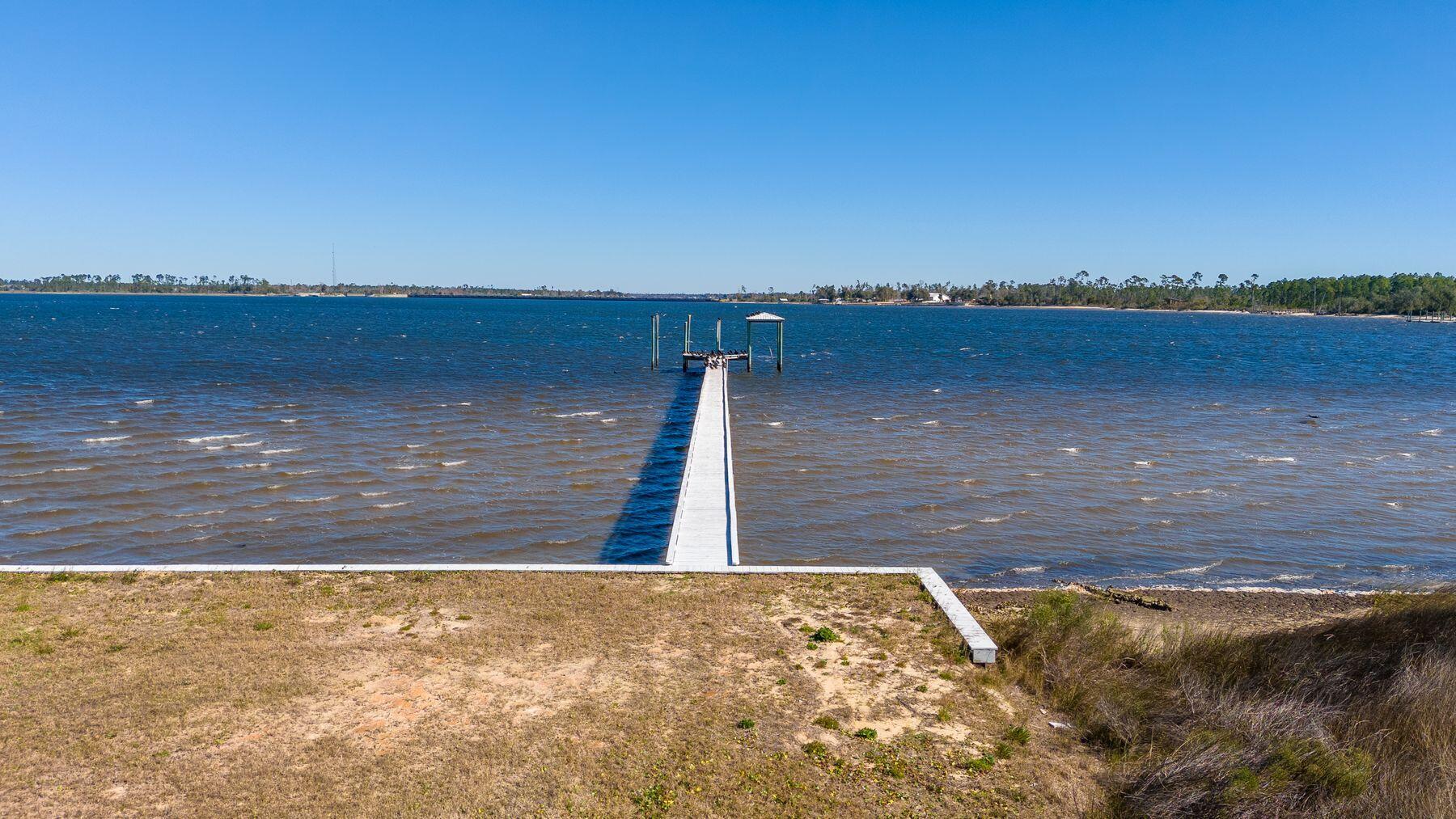 College Point - Land