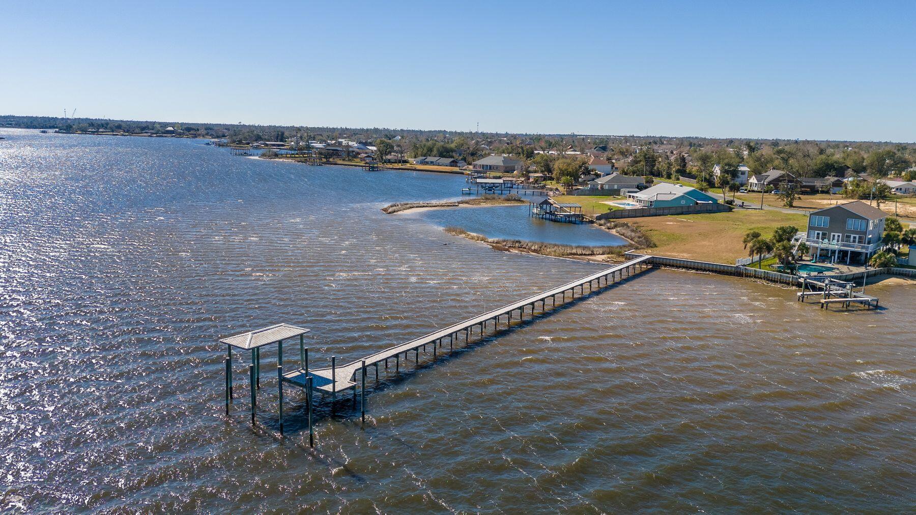 College Point - Land