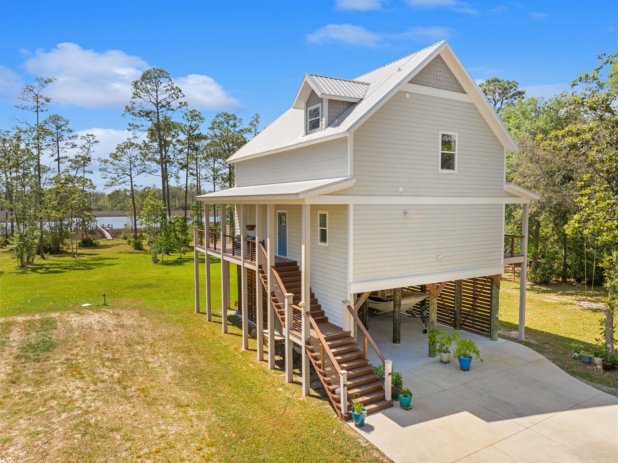 BURNT MILL CREEK - Residential