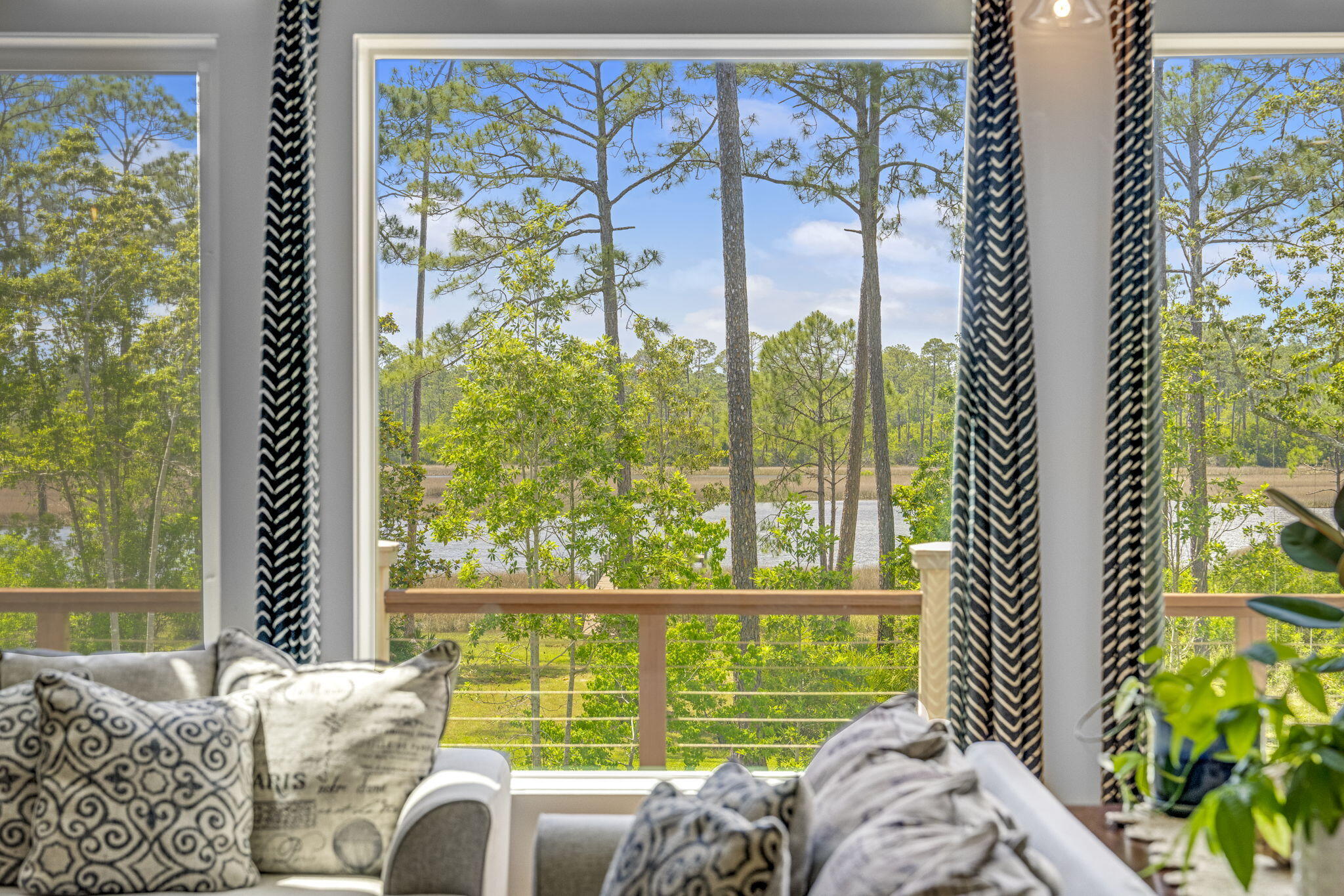 BURNT MILL CREEK - Residential